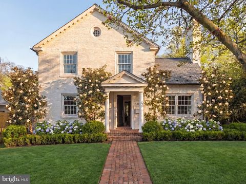 1704 RUSSELL ROAD ALEXANDRIA VA 22301