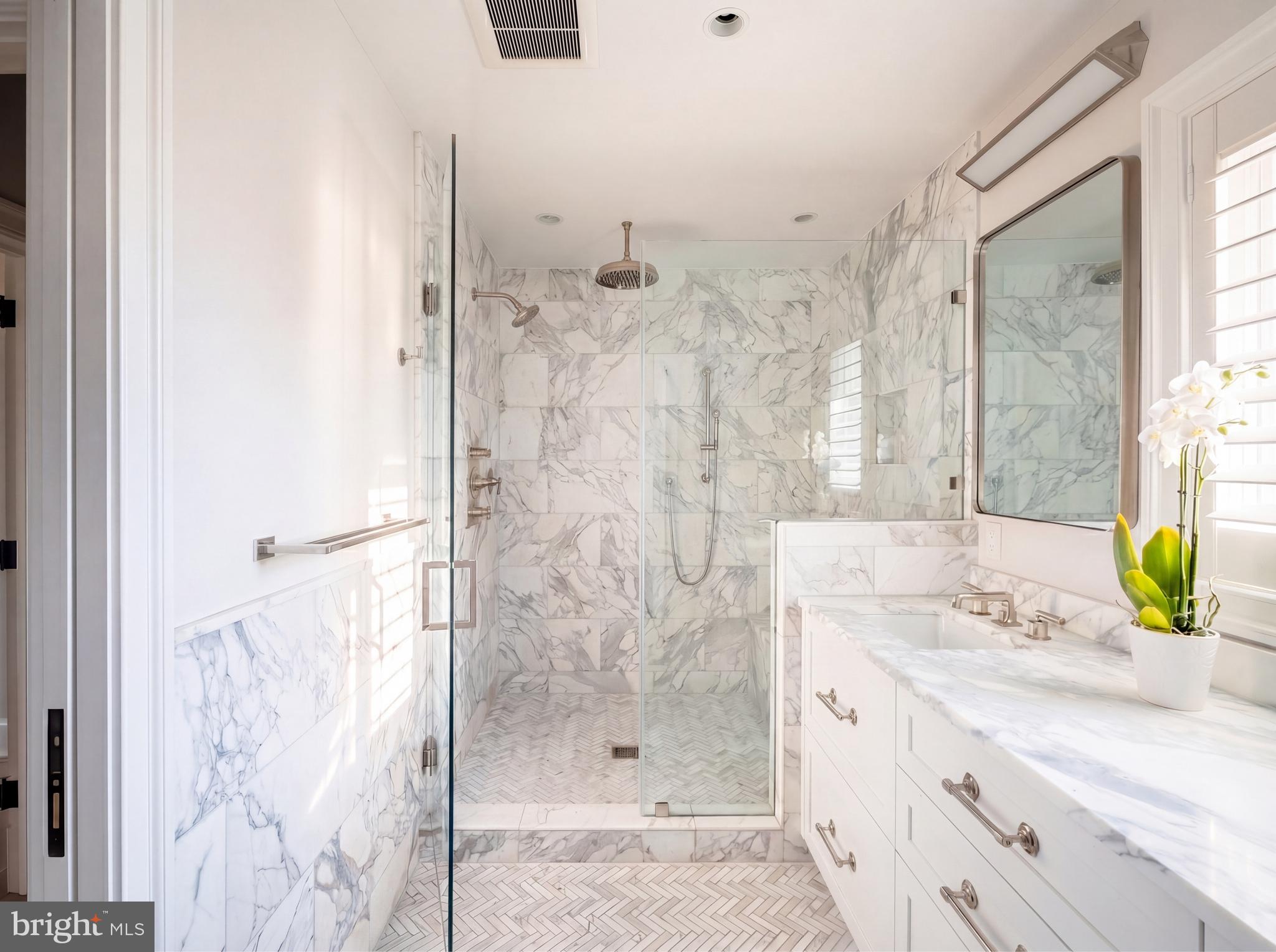 ROSEMONT - Residential