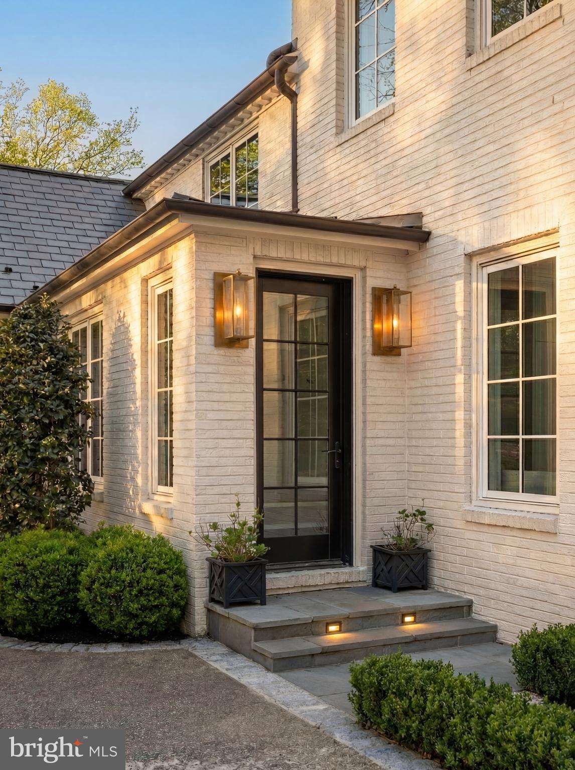 ROSEMONT - Residential