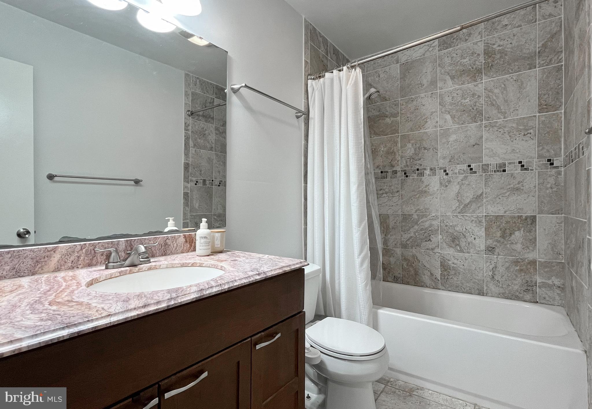 PARK GLEN HEIGHTS - Residential