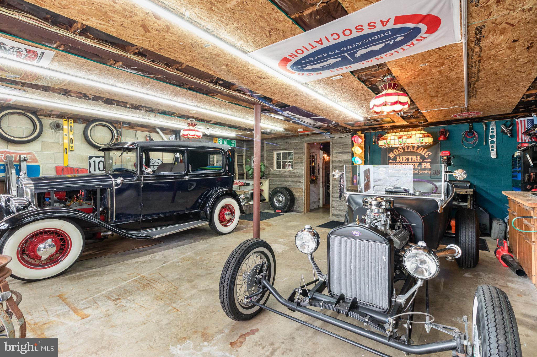 HERSHEY VILLAGE - Residential