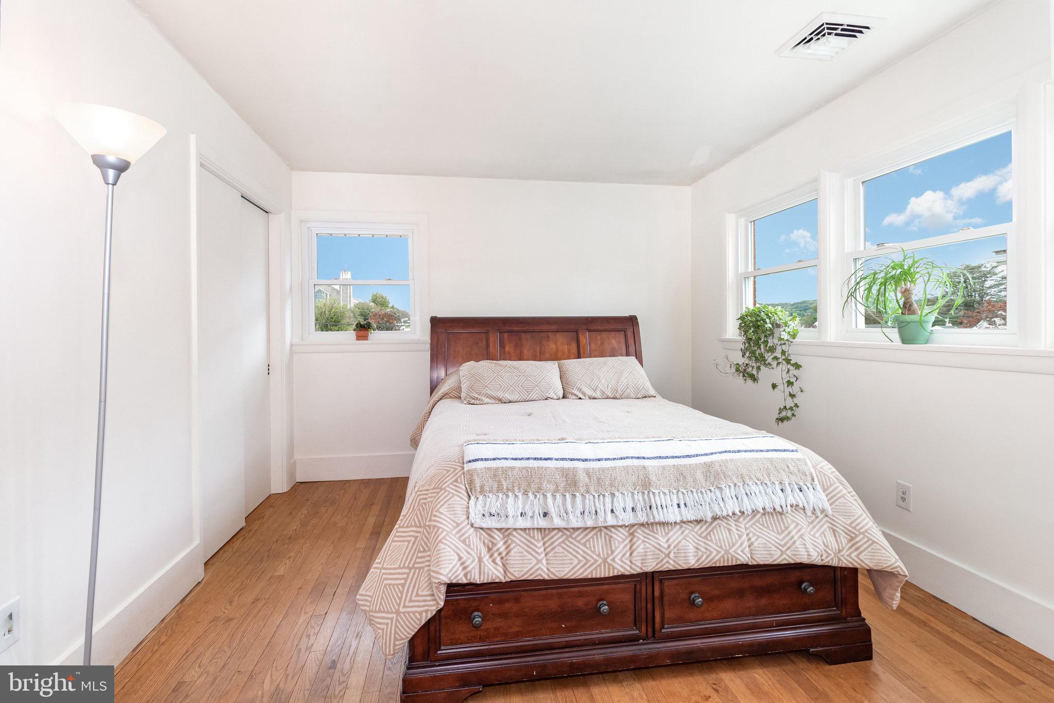 HERSHEY VILLAGE - Residential