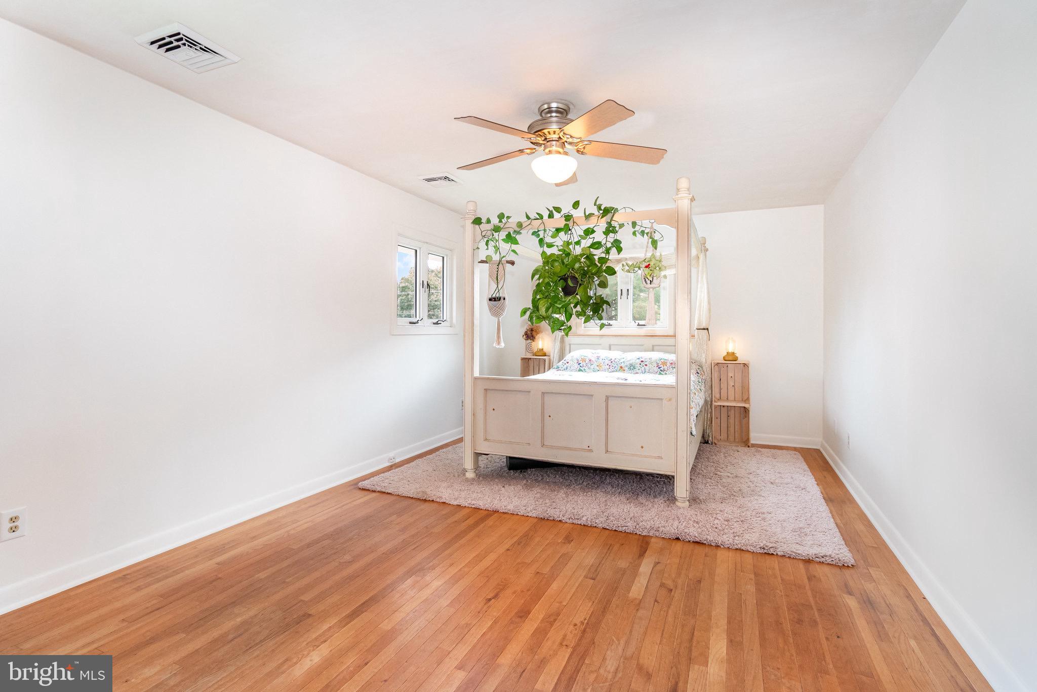 HERSHEY VILLAGE - Residential