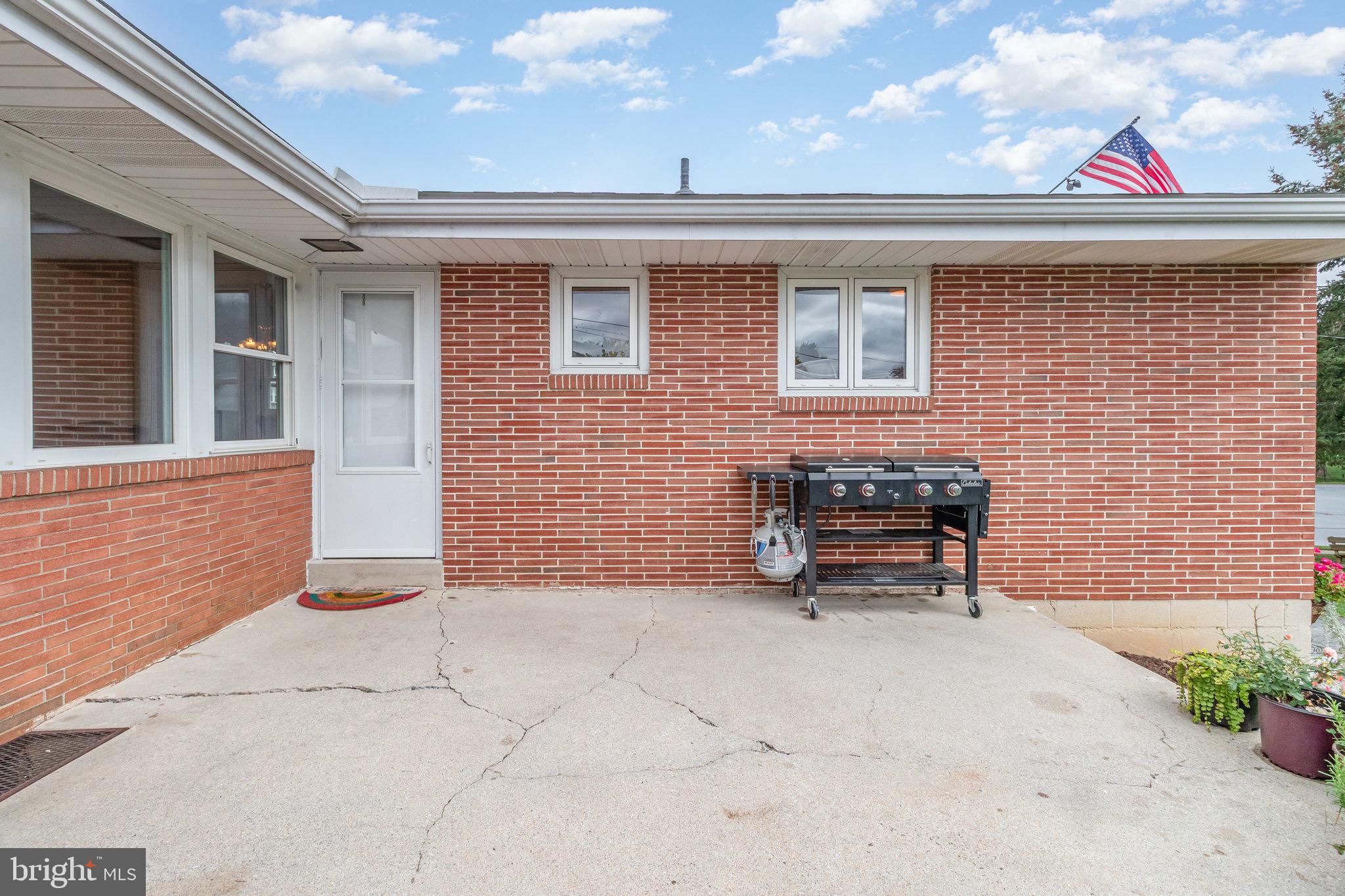 HERSHEY VILLAGE - Residential