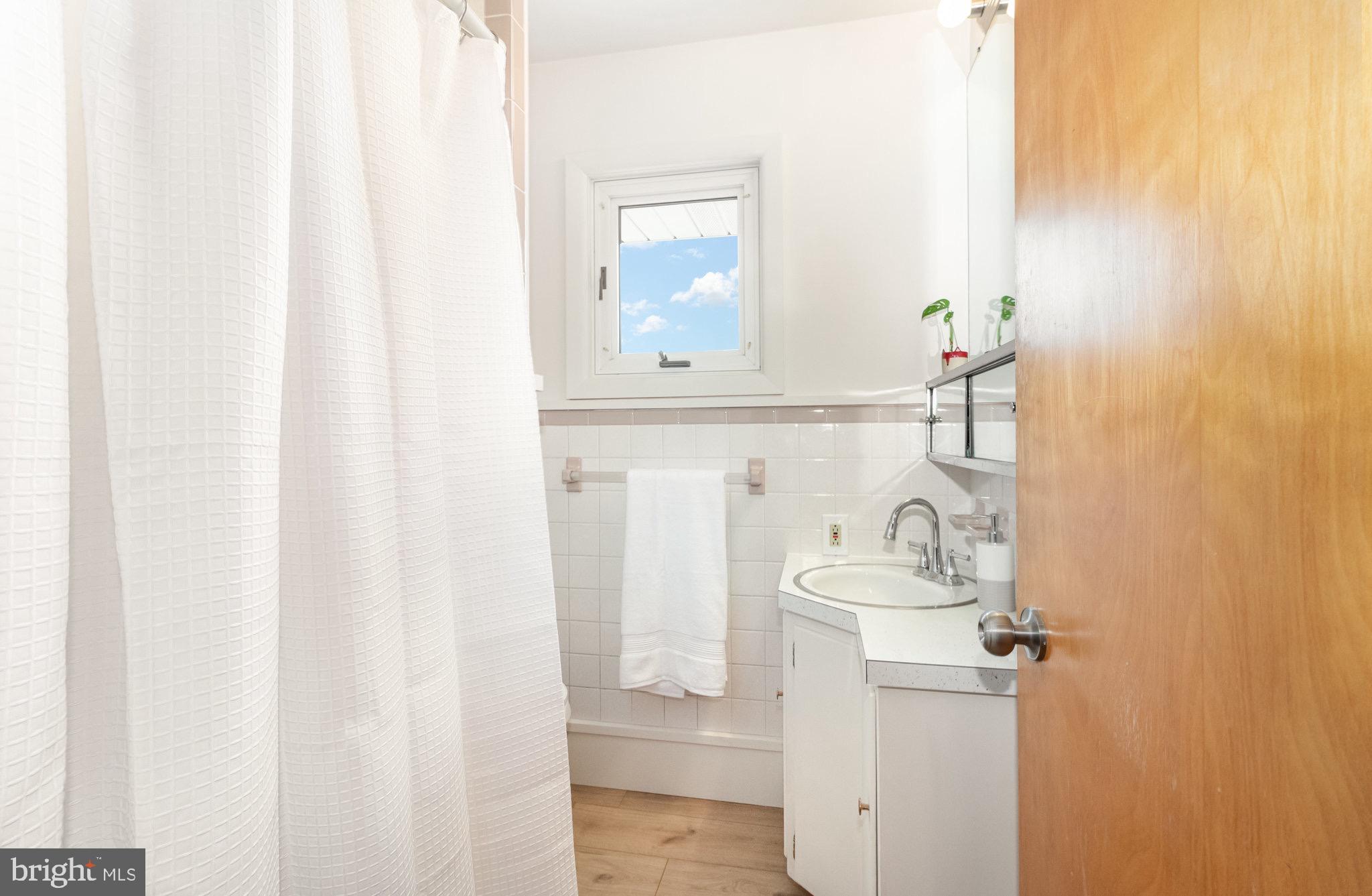 HERSHEY VILLAGE - Residential