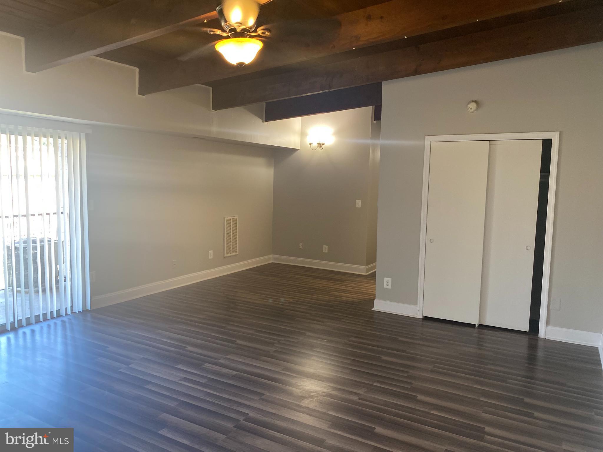 FRENCHMANS CREEK - Residential