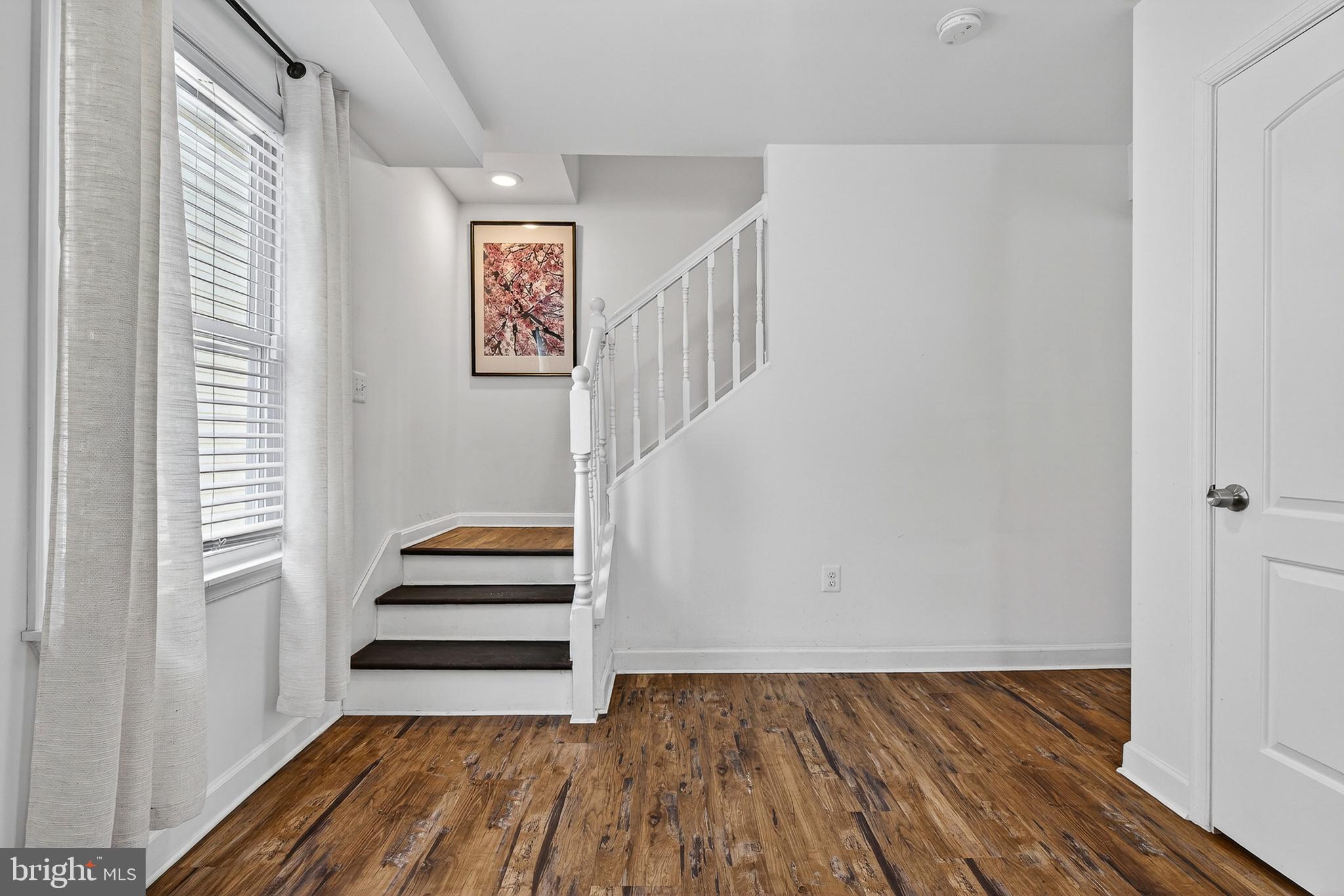 EDGEMERE/SPARROWS POINT - Residential