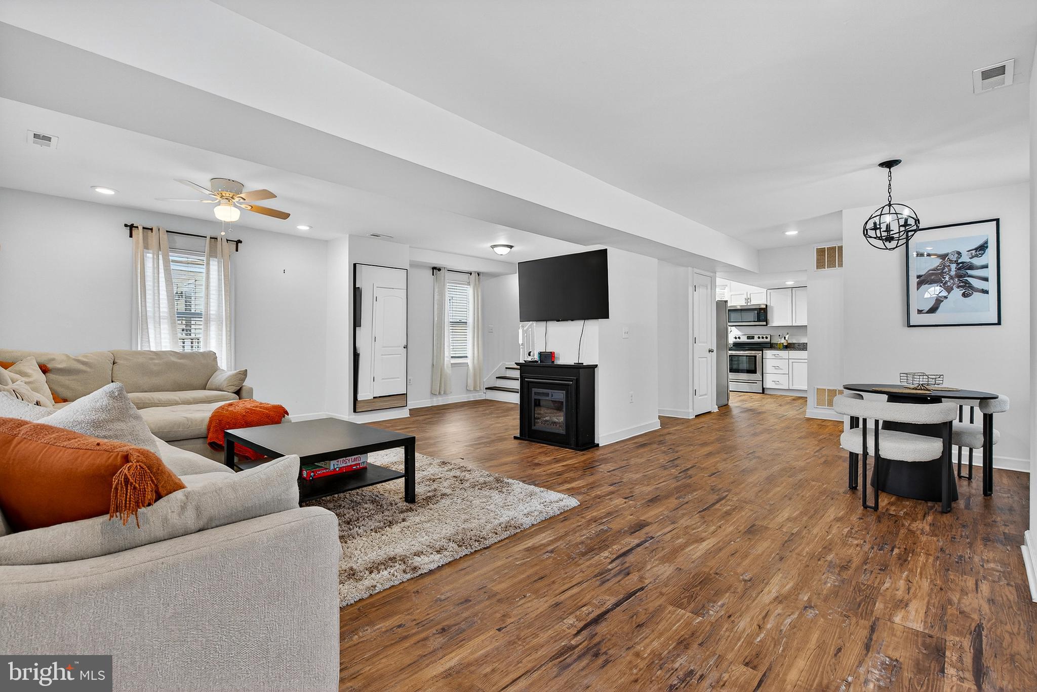 EDGEMERE/SPARROWS POINT - Residential