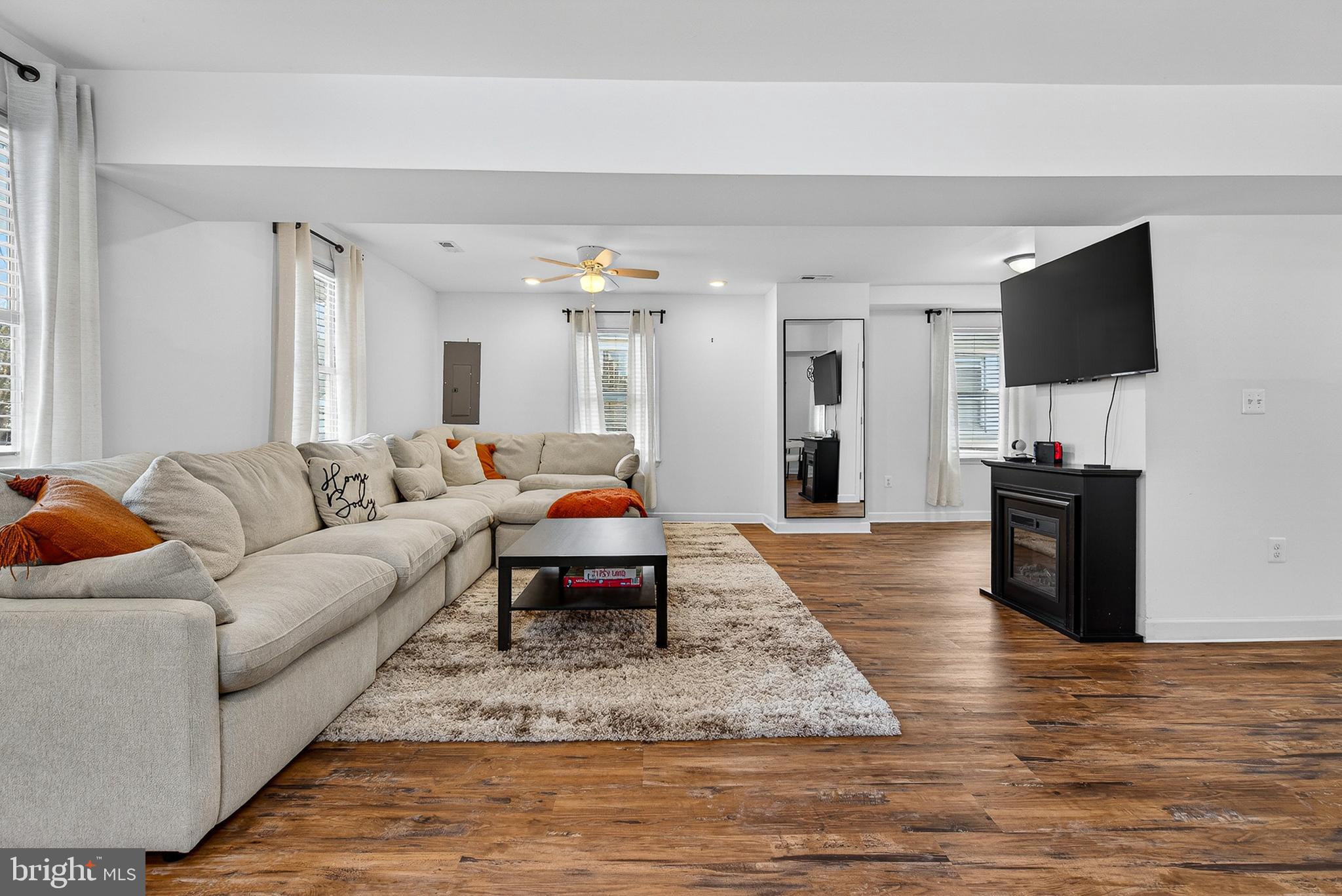 EDGEMERE/SPARROWS POINT - Residential