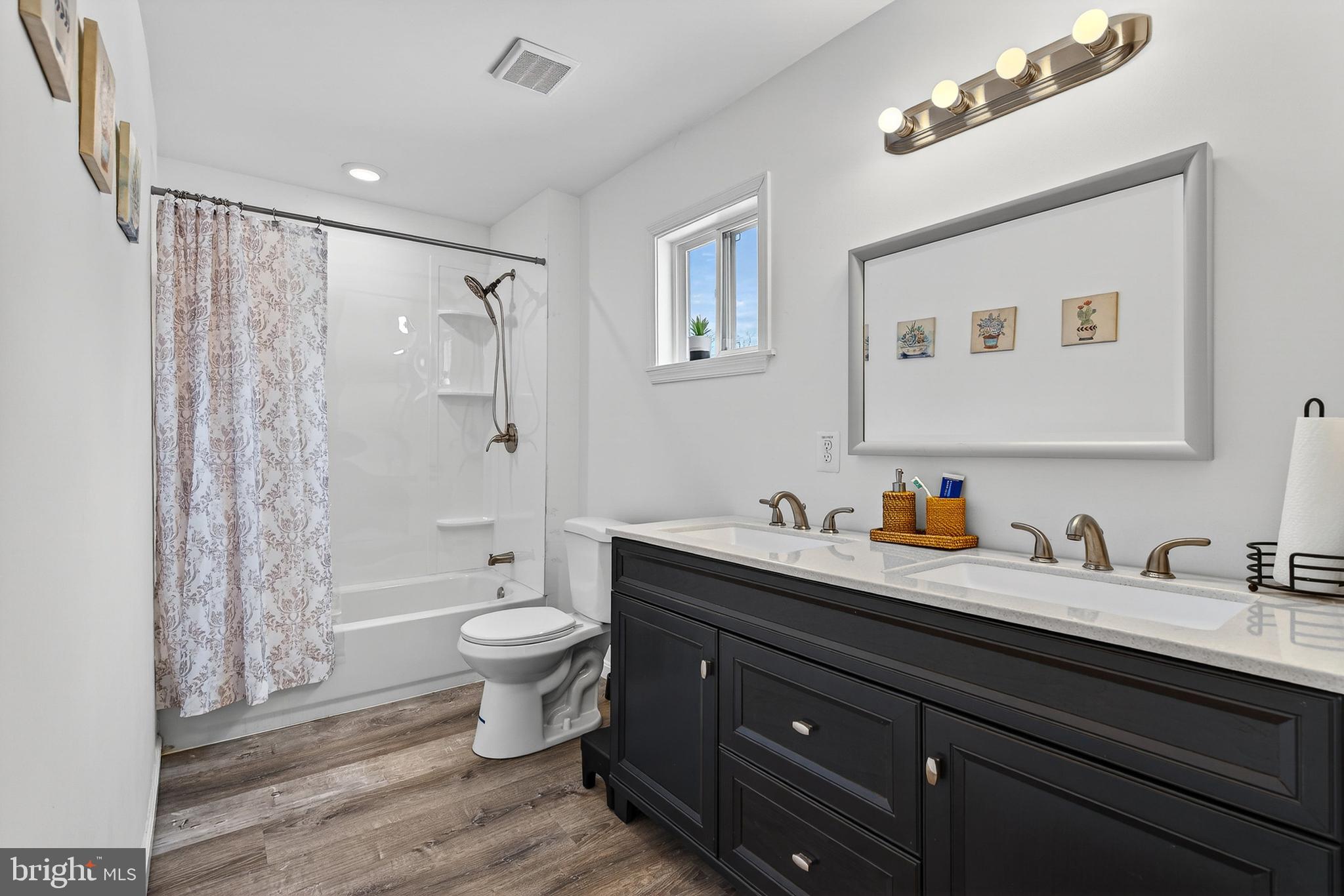 EDGEMERE/SPARROWS POINT - Residential