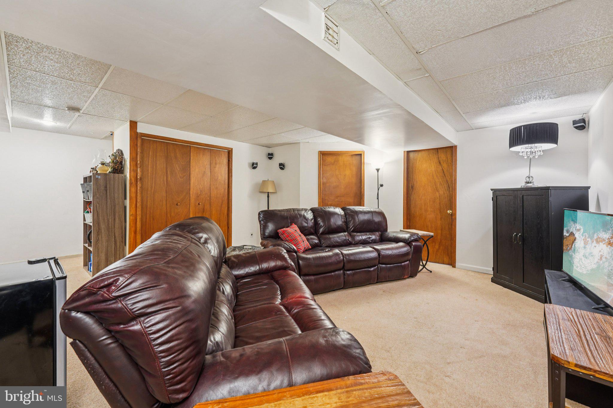 SPRING MOUNT - Residential