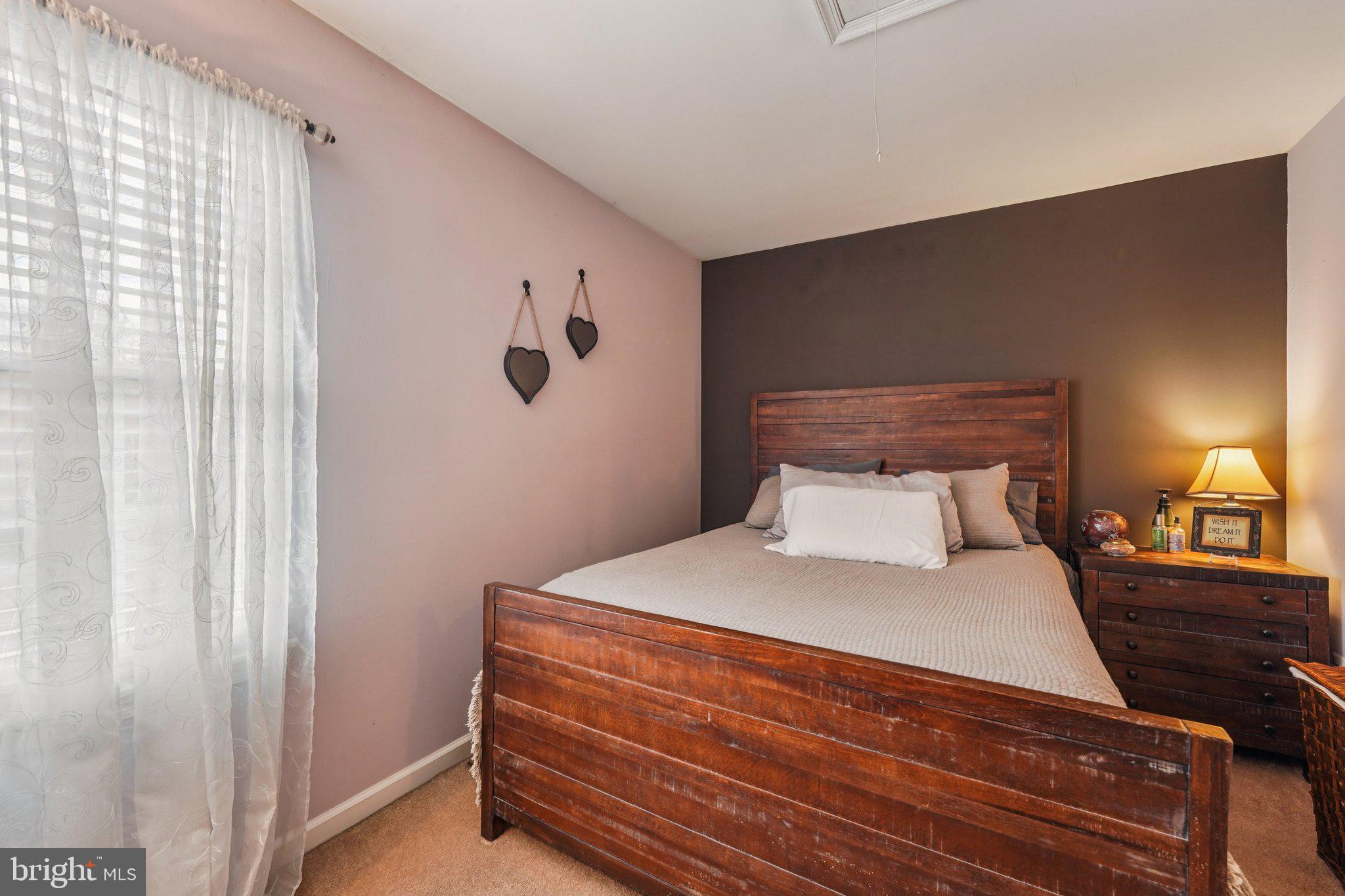 SPRING MOUNT - Residential