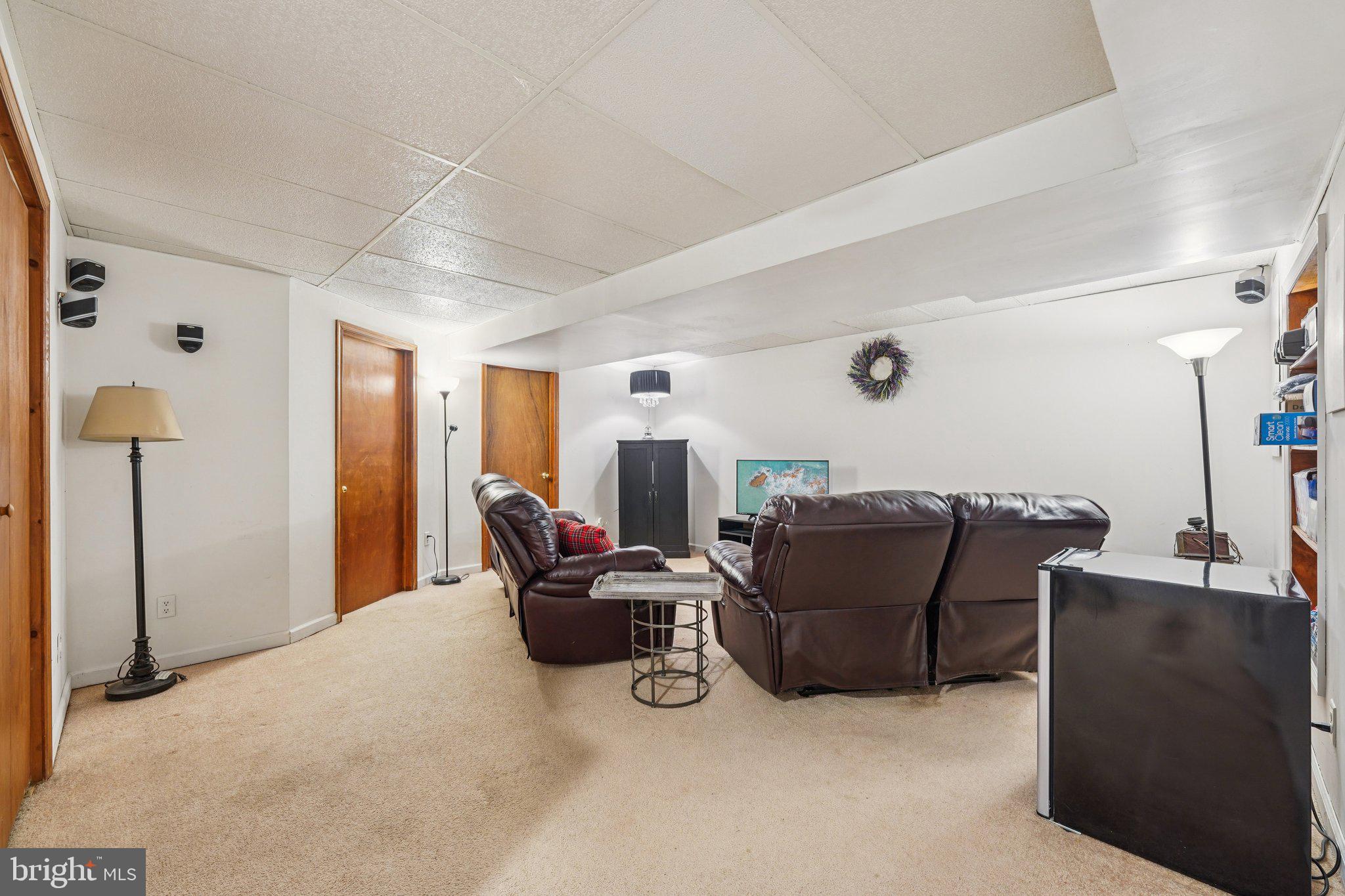 SPRING MOUNT - Residential