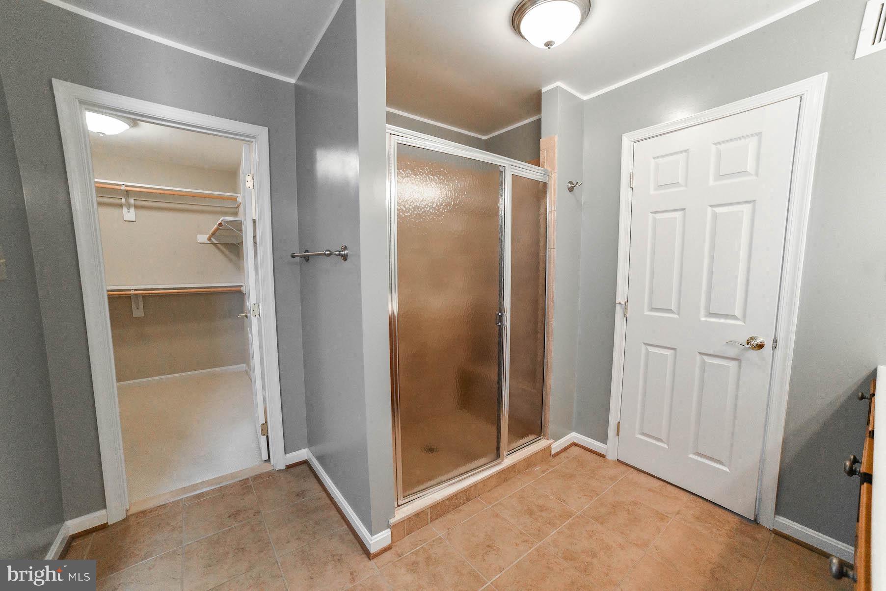 CHESTNUT GROVE - Residential