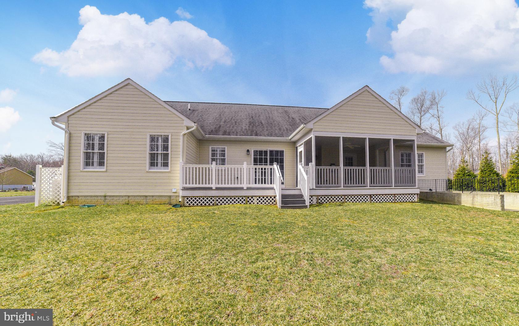 CHESTNUT GROVE - Residential