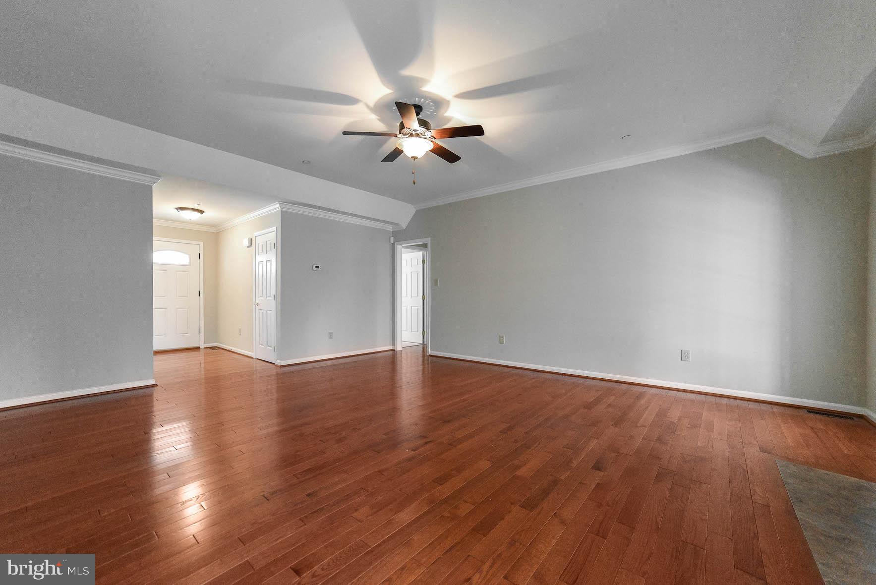 CHESTNUT GROVE - Residential