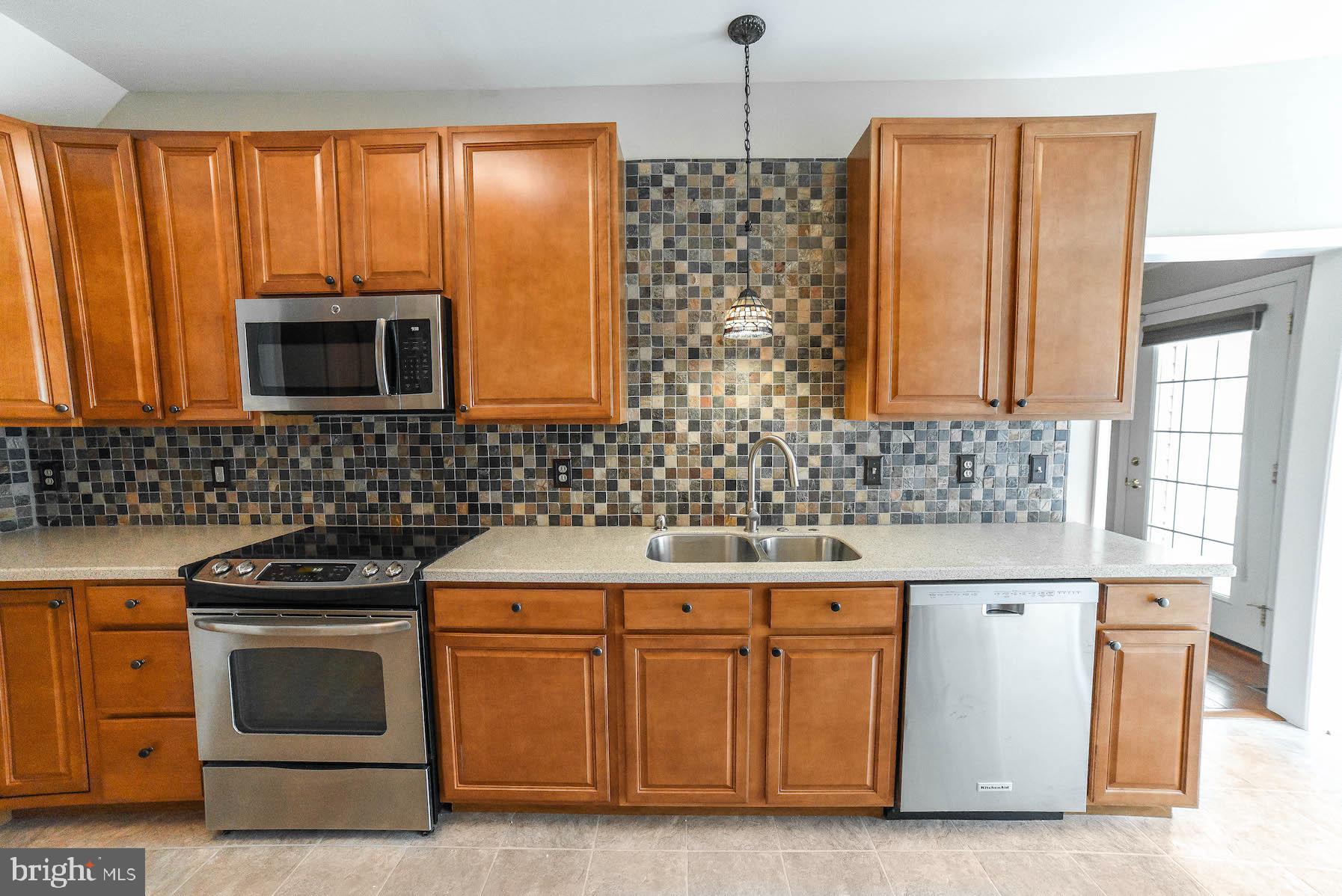 CHESTNUT GROVE - Residential