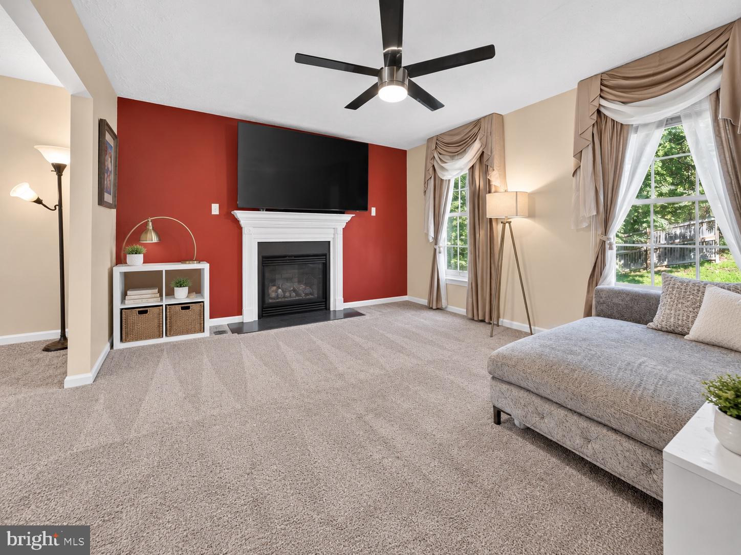 5435 SIR DOUGLAS DRIVE