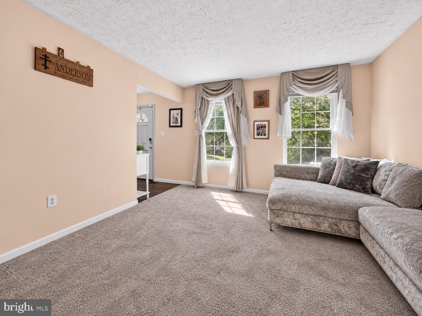 5435 SIR DOUGLAS DRIVE