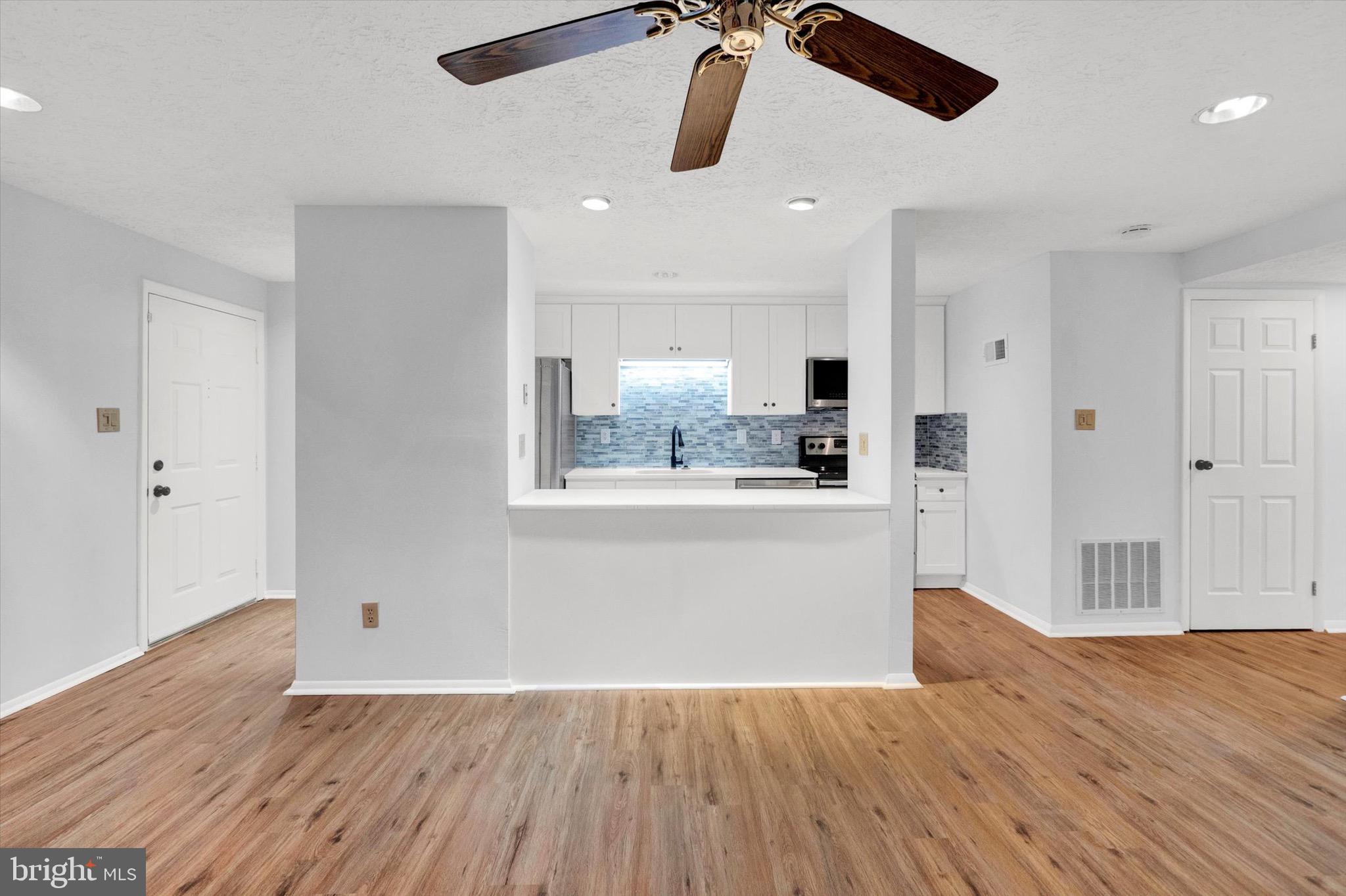 AMBERTOWNE - Residential