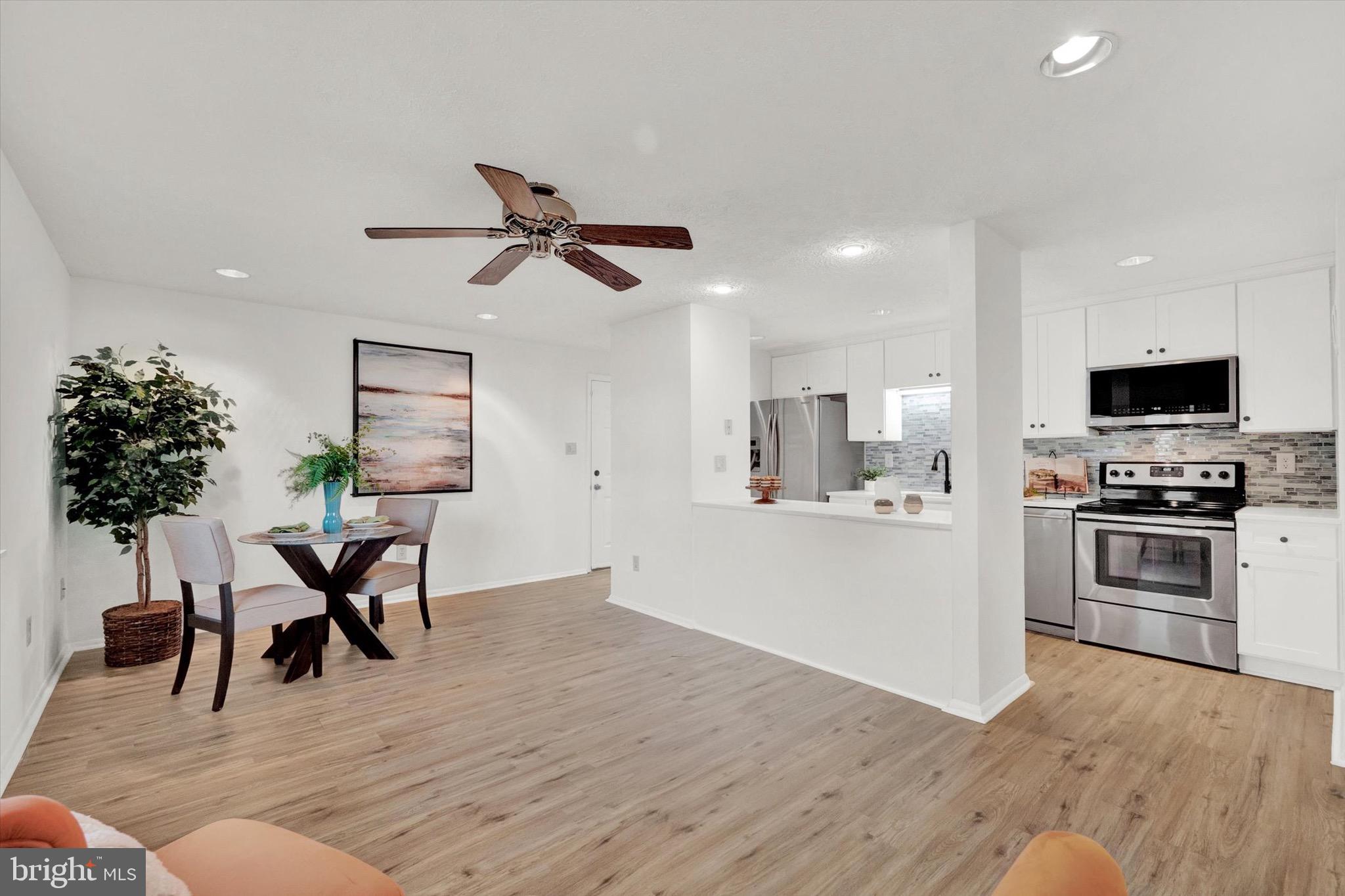 AMBERTOWNE - Residential