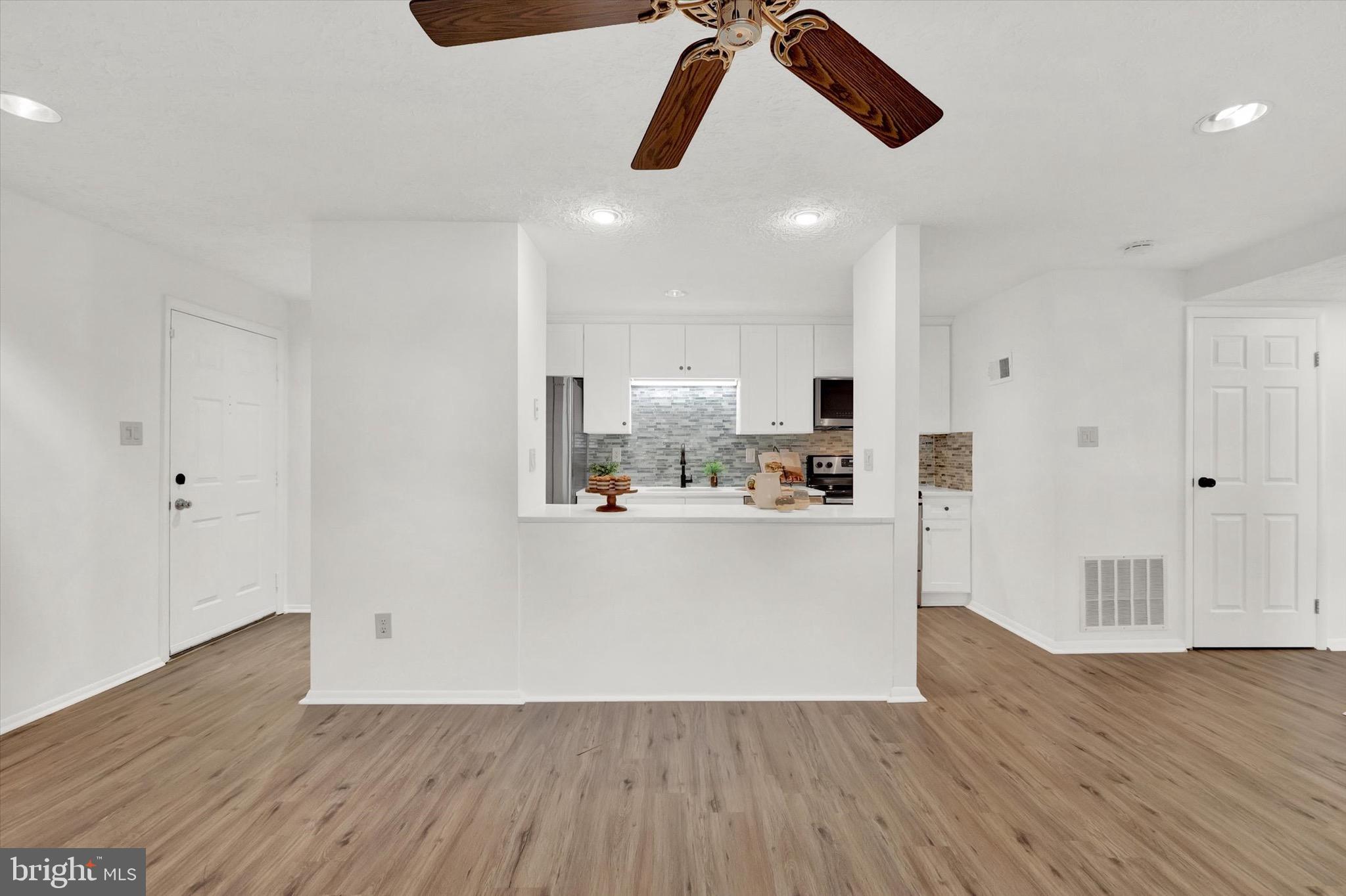 AMBERTOWNE - Residential