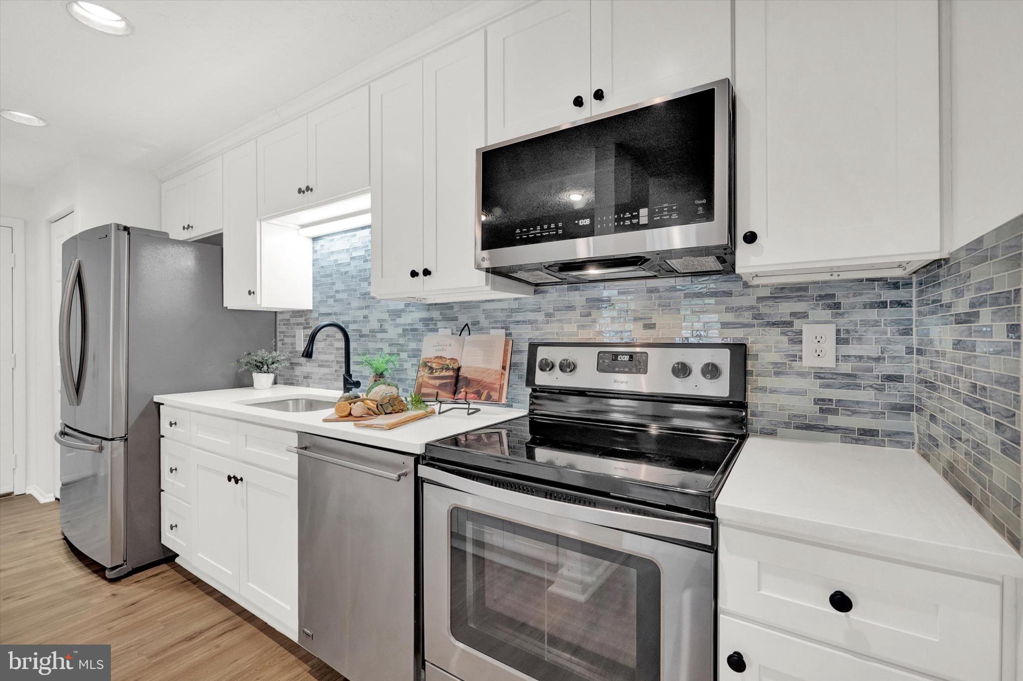 AMBERTOWNE - Residential