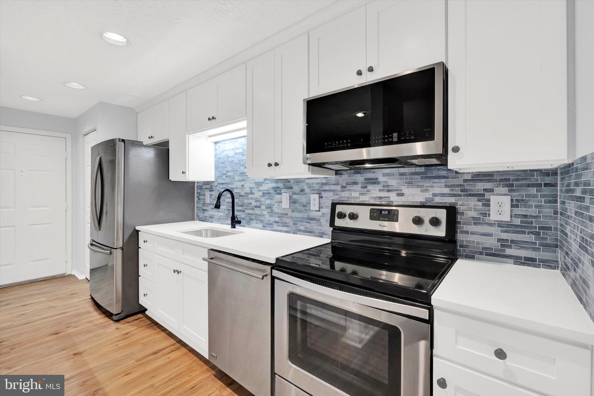 AMBERTOWNE - Residential