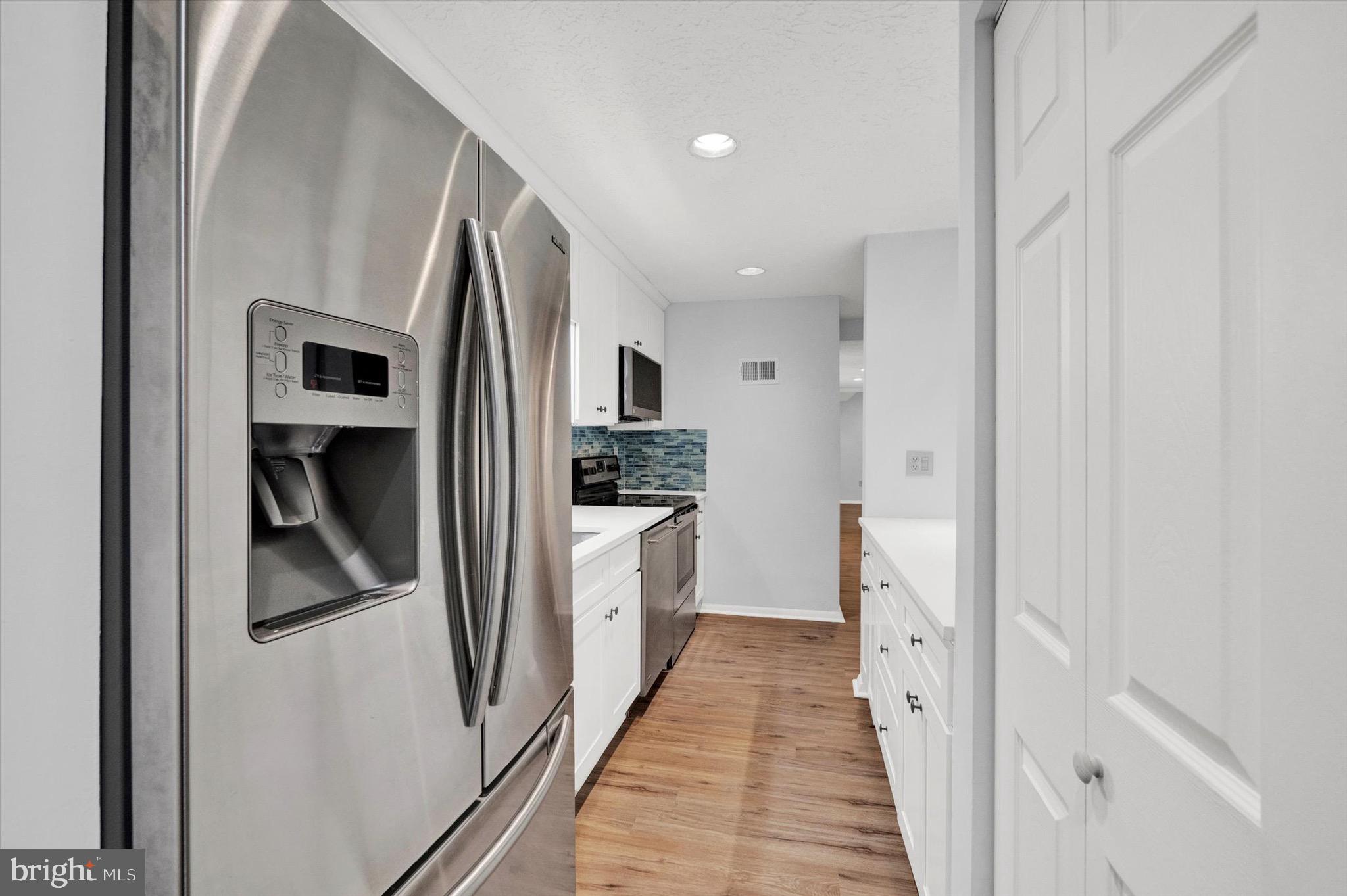 AMBERTOWNE - Residential