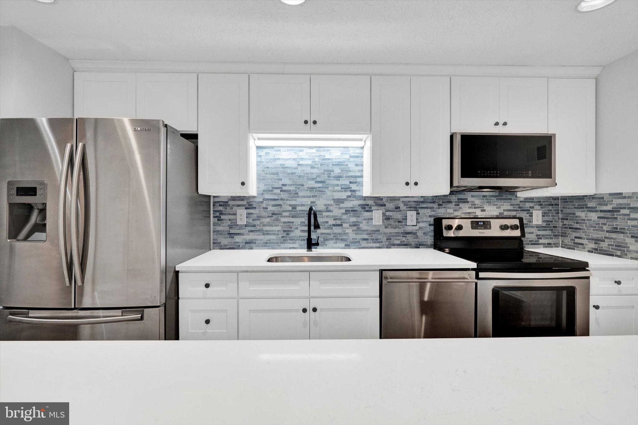 AMBERTOWNE - Residential