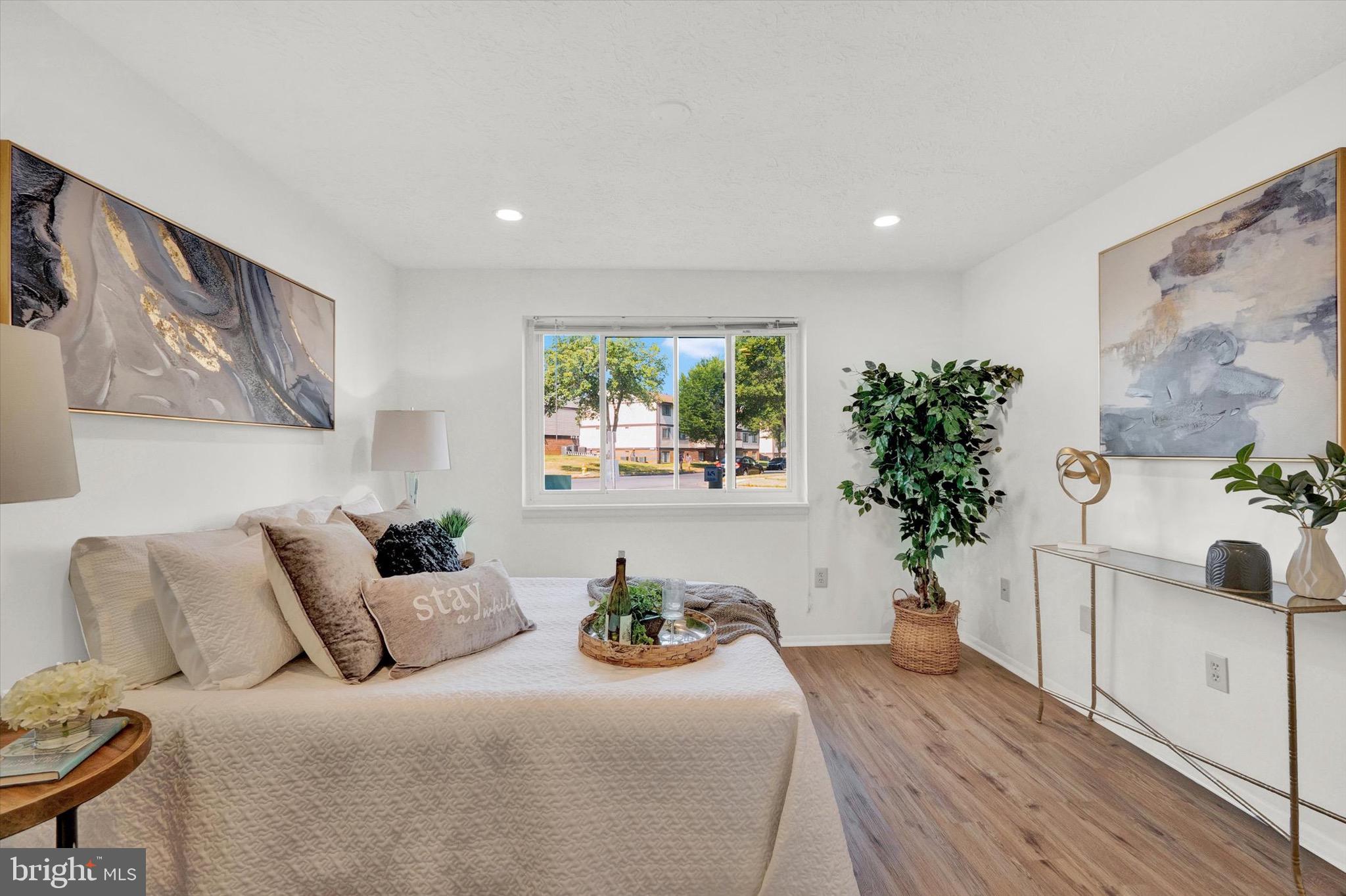 AMBERTOWNE - Residential