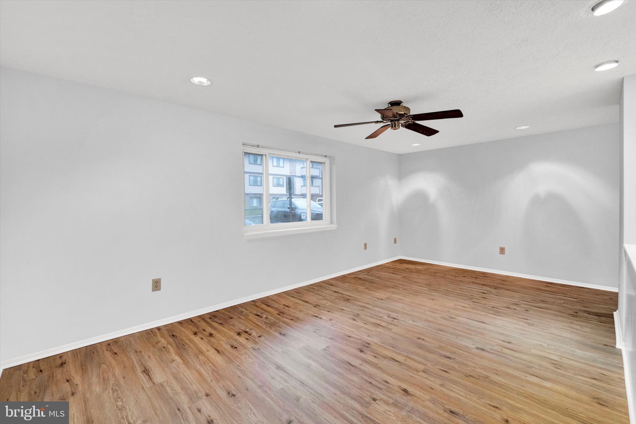 AMBERTOWNE - Residential