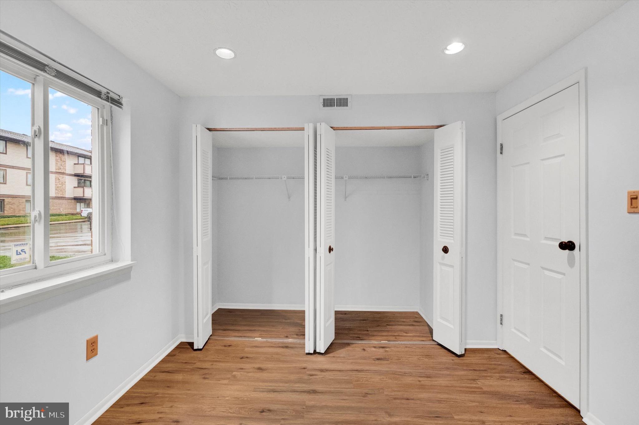 AMBERTOWNE - Residential