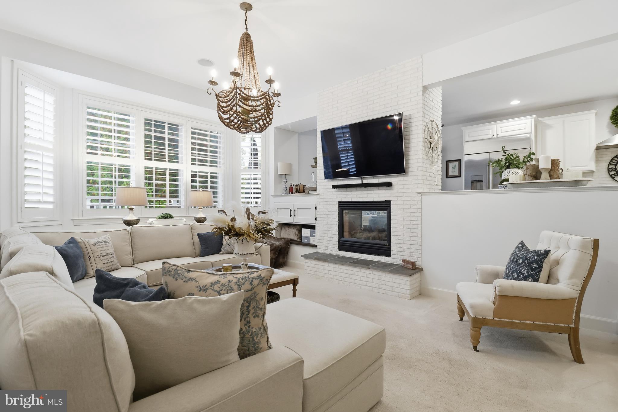 RIVER CREEK - Residential Lease