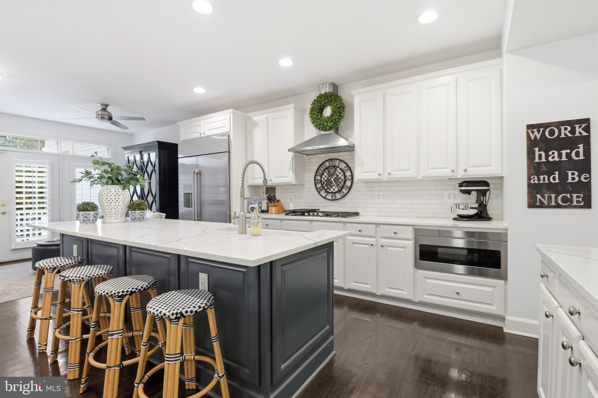 RIVER CREEK - Residential Lease