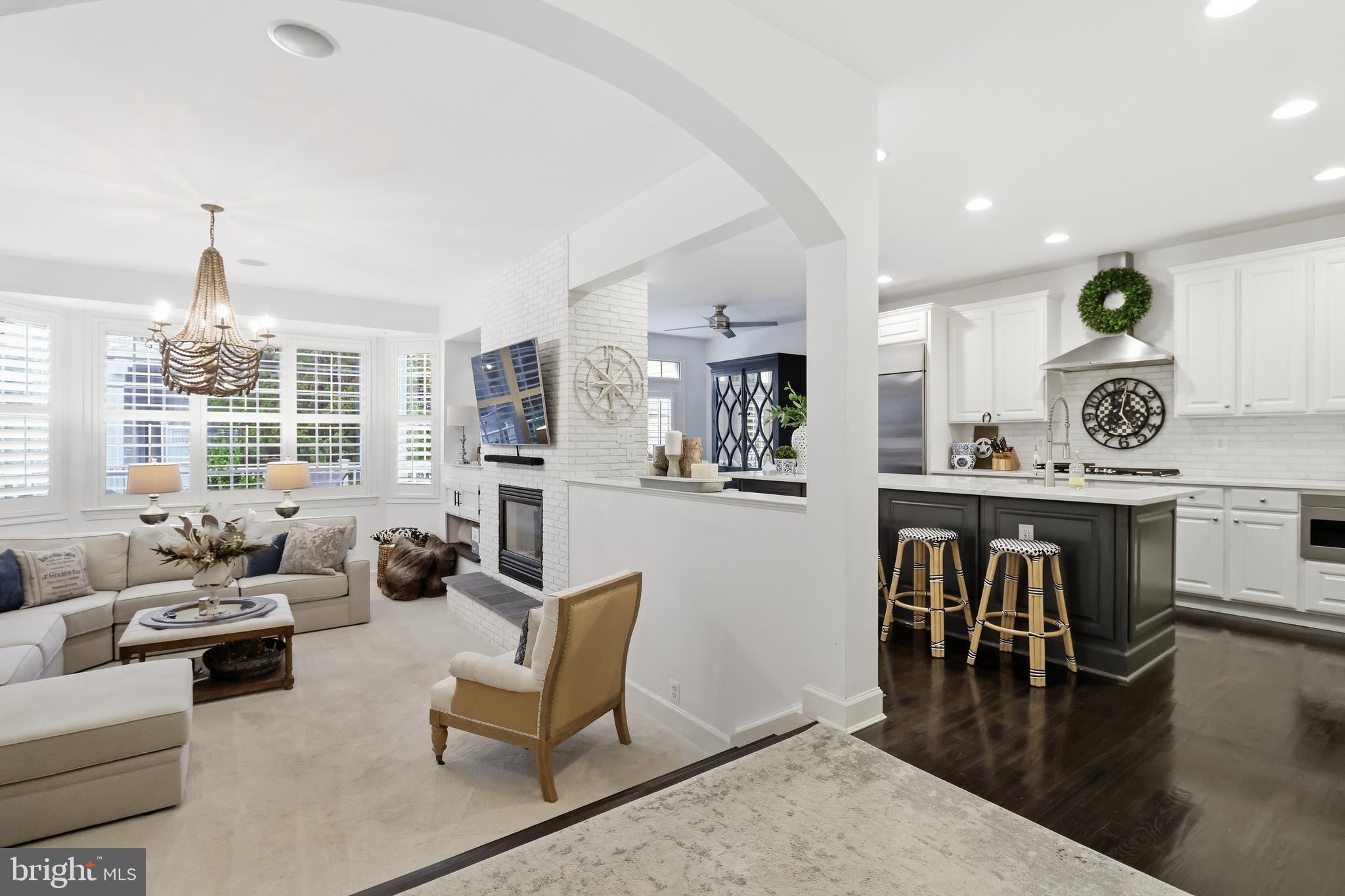 RIVER CREEK - Residential Lease