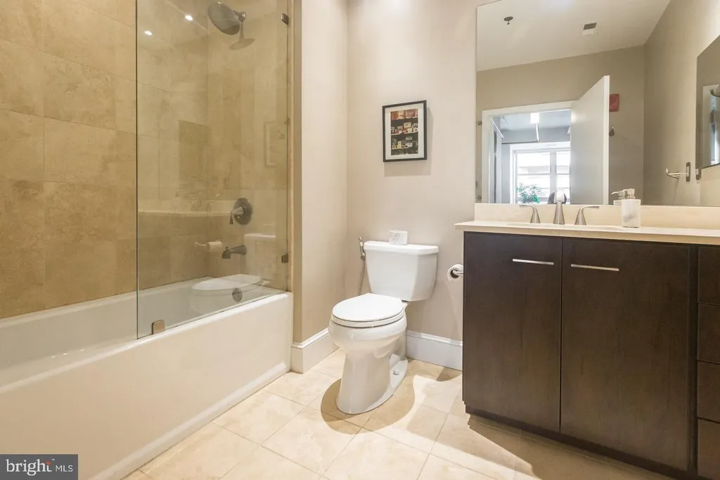 Additional image 12 of 1300 N Street NW Unit 403, Washington, DC 20005