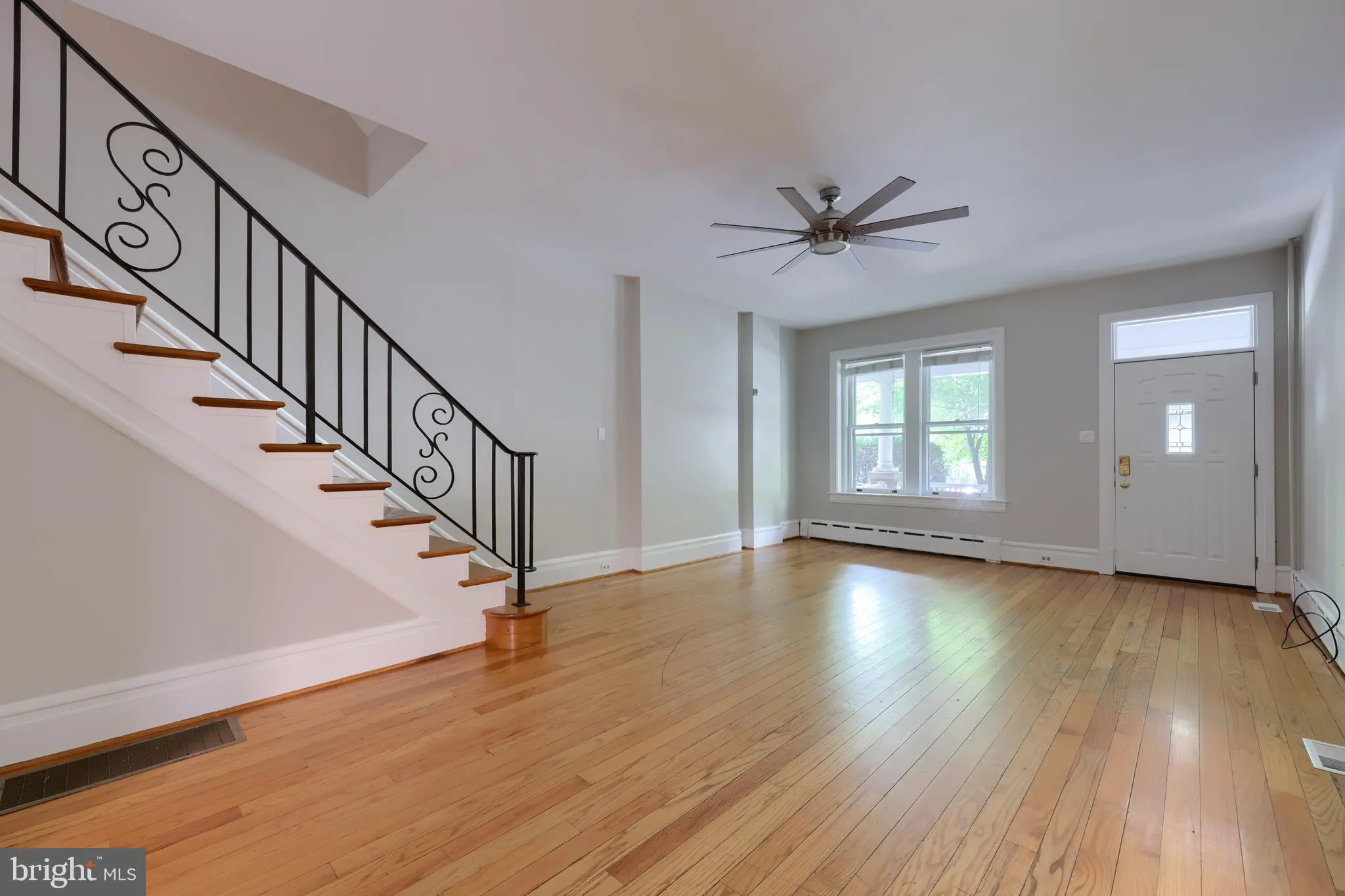 Lancaster, Pennsylvania 17602, United States, 5 Bedrooms Bedrooms, ,2 BathroomsBathrooms,Residential,Active,20645