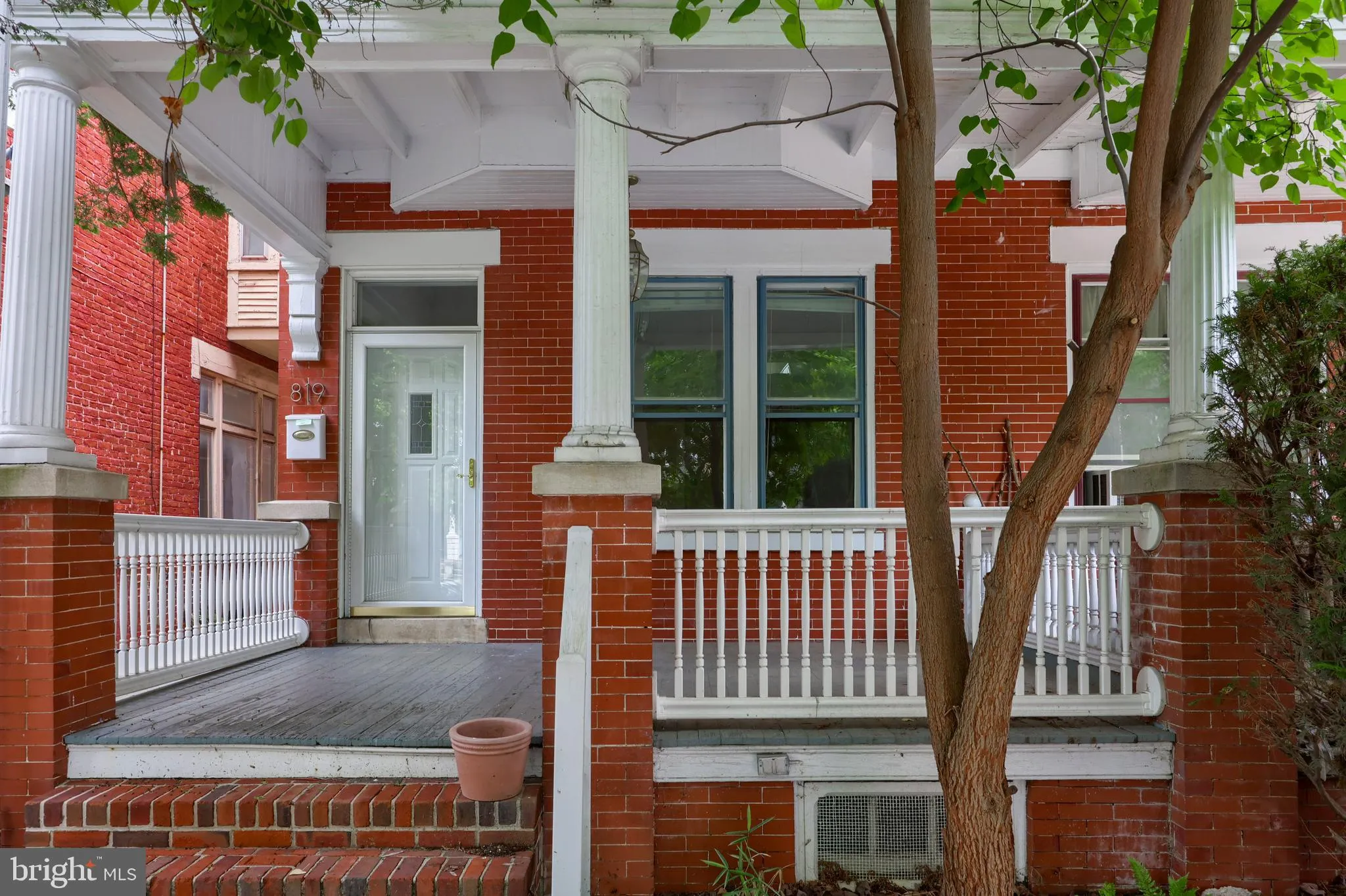 Lancaster, Pennsylvania 17602, United States, 5 Bedrooms Bedrooms, ,2 BathroomsBathrooms,Residential,Active,20645