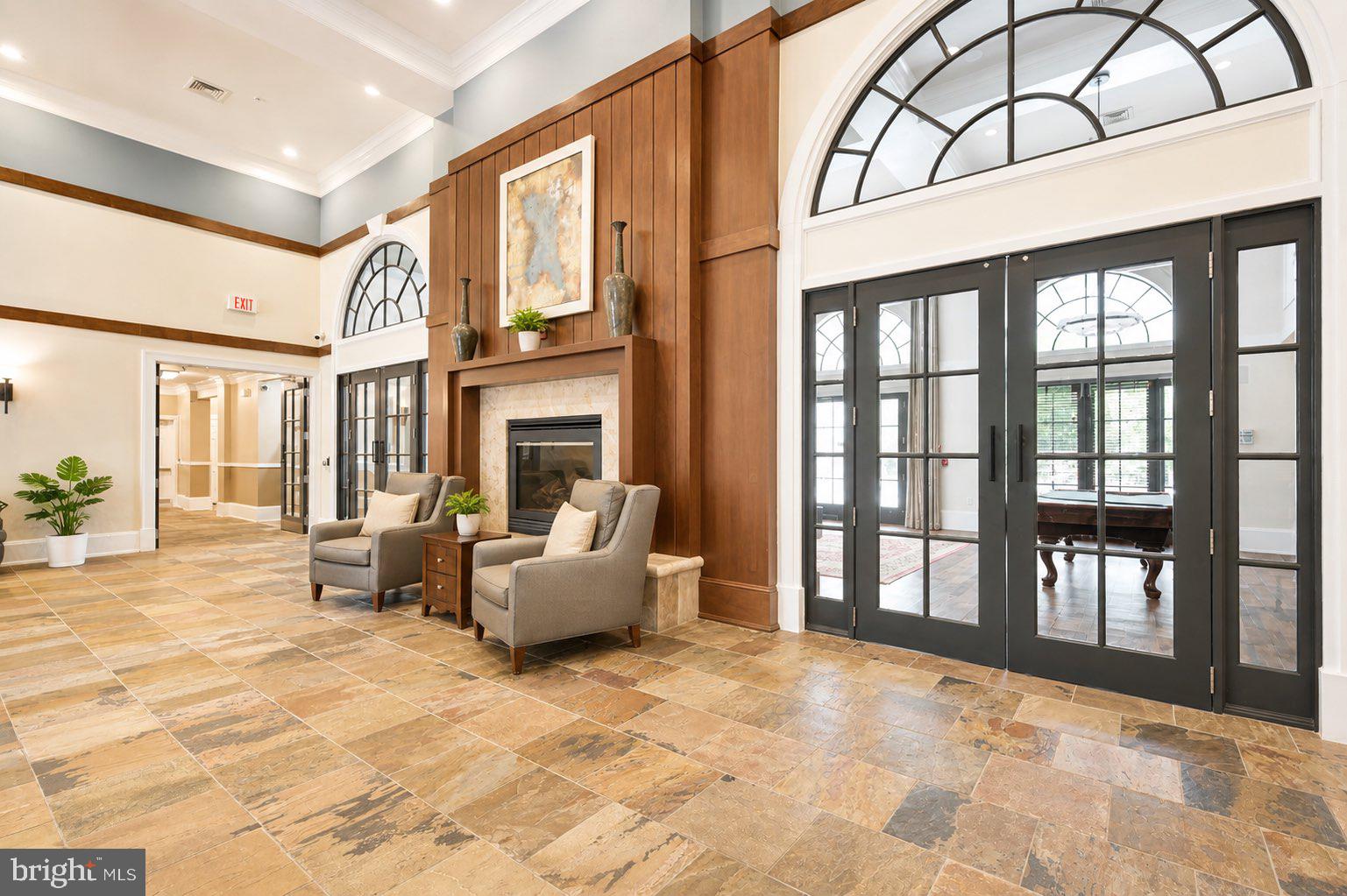 GROVE AT ARLINGTON - Residential