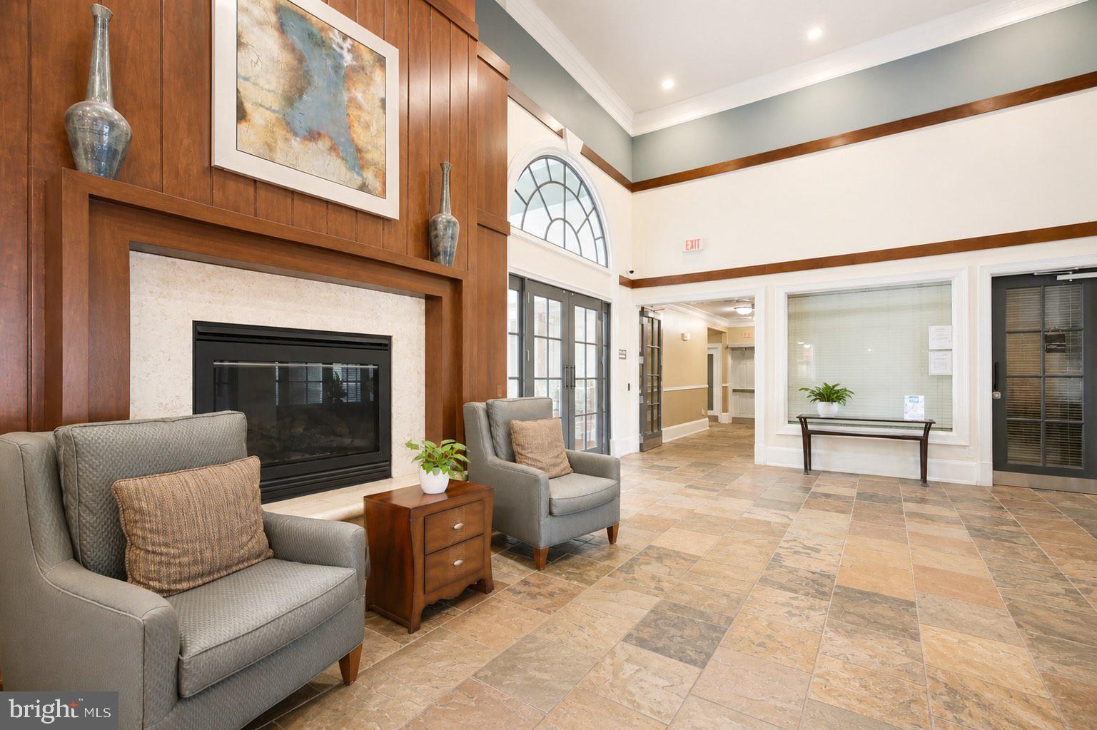 GROVE AT ARLINGTON - Residential
