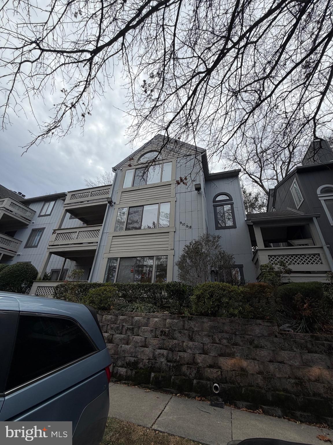 WINDBROOKE - Residential Lease