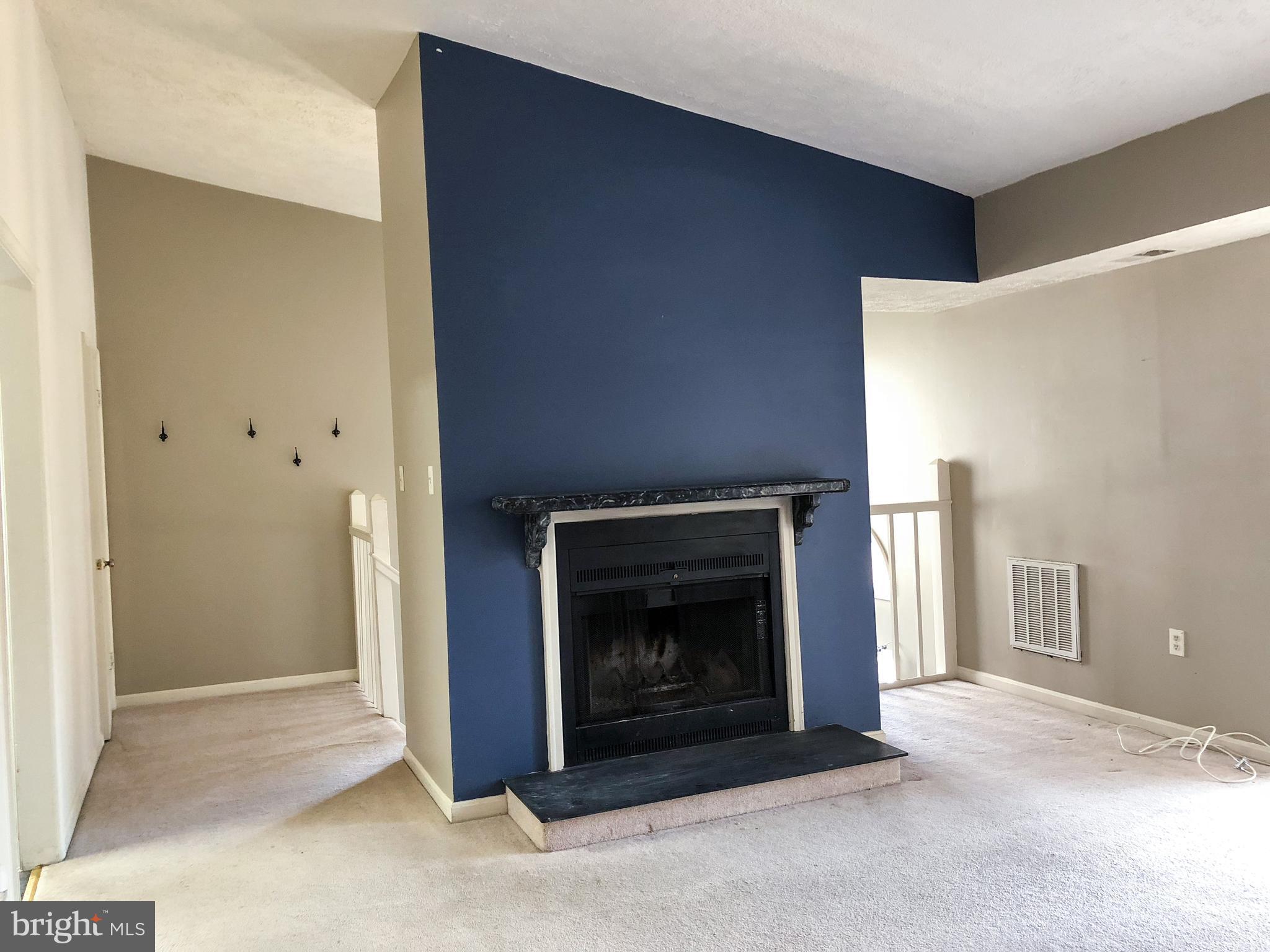 916 WINDBROOKE DRIVE 916