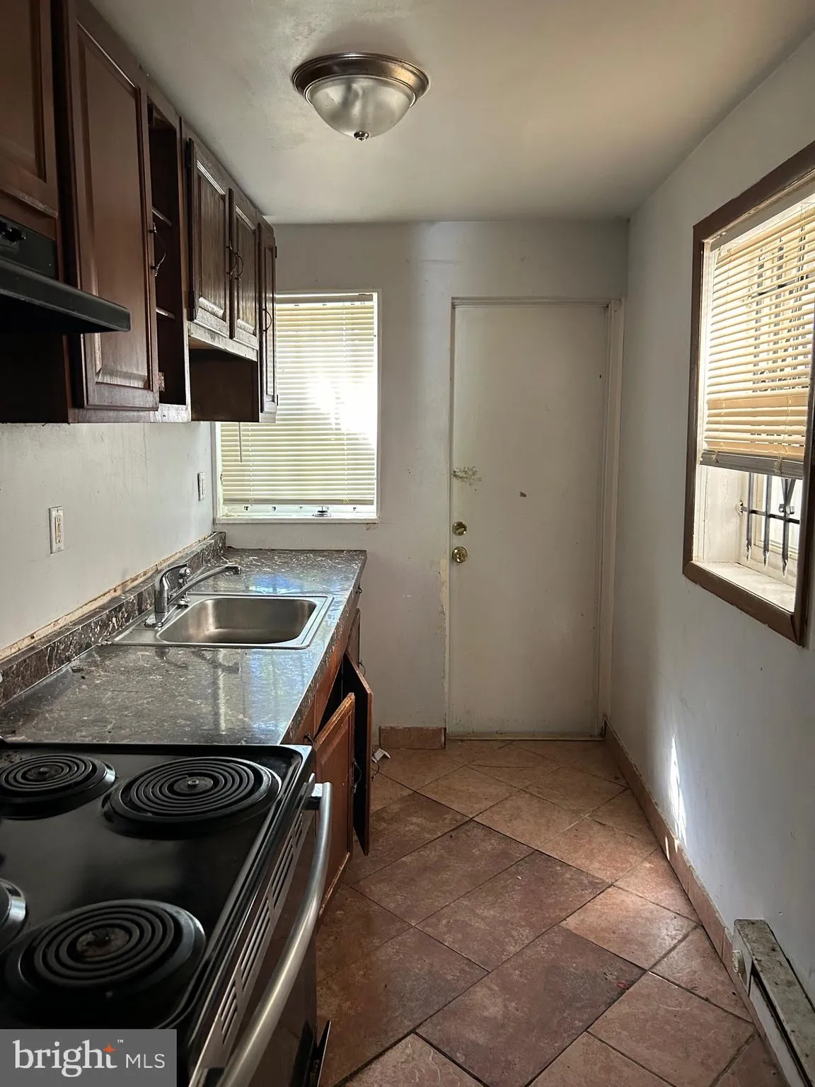 Philadelphia, Pennsylvania 19134, United States, 3 Bedrooms Bedrooms, ,2 BathroomsBathrooms,Residential,Coming Soon,244243