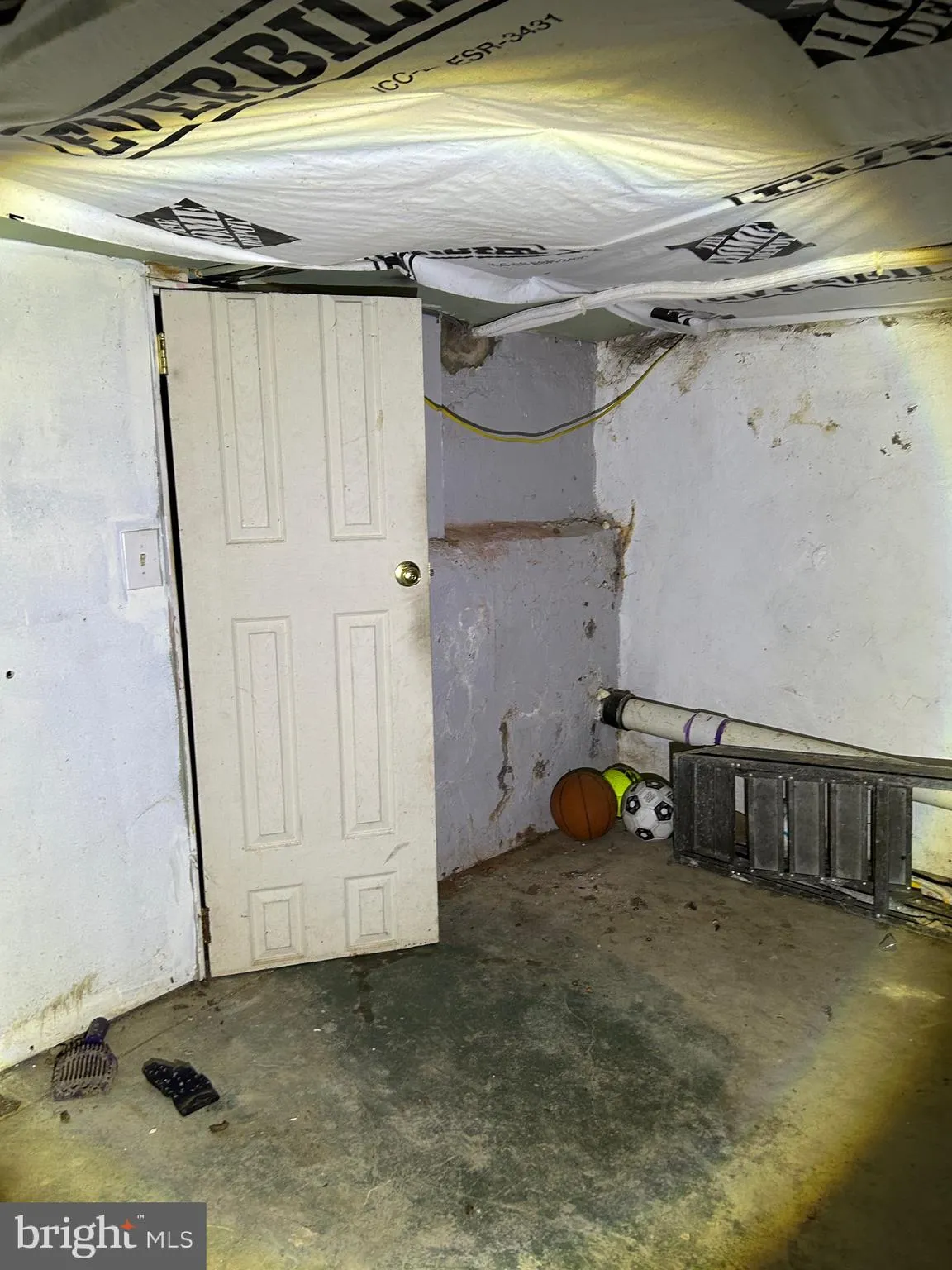 Philadelphia, Pennsylvania 19134, United States, 3 Bedrooms Bedrooms, ,2 BathroomsBathrooms,Residential,Coming Soon,244243