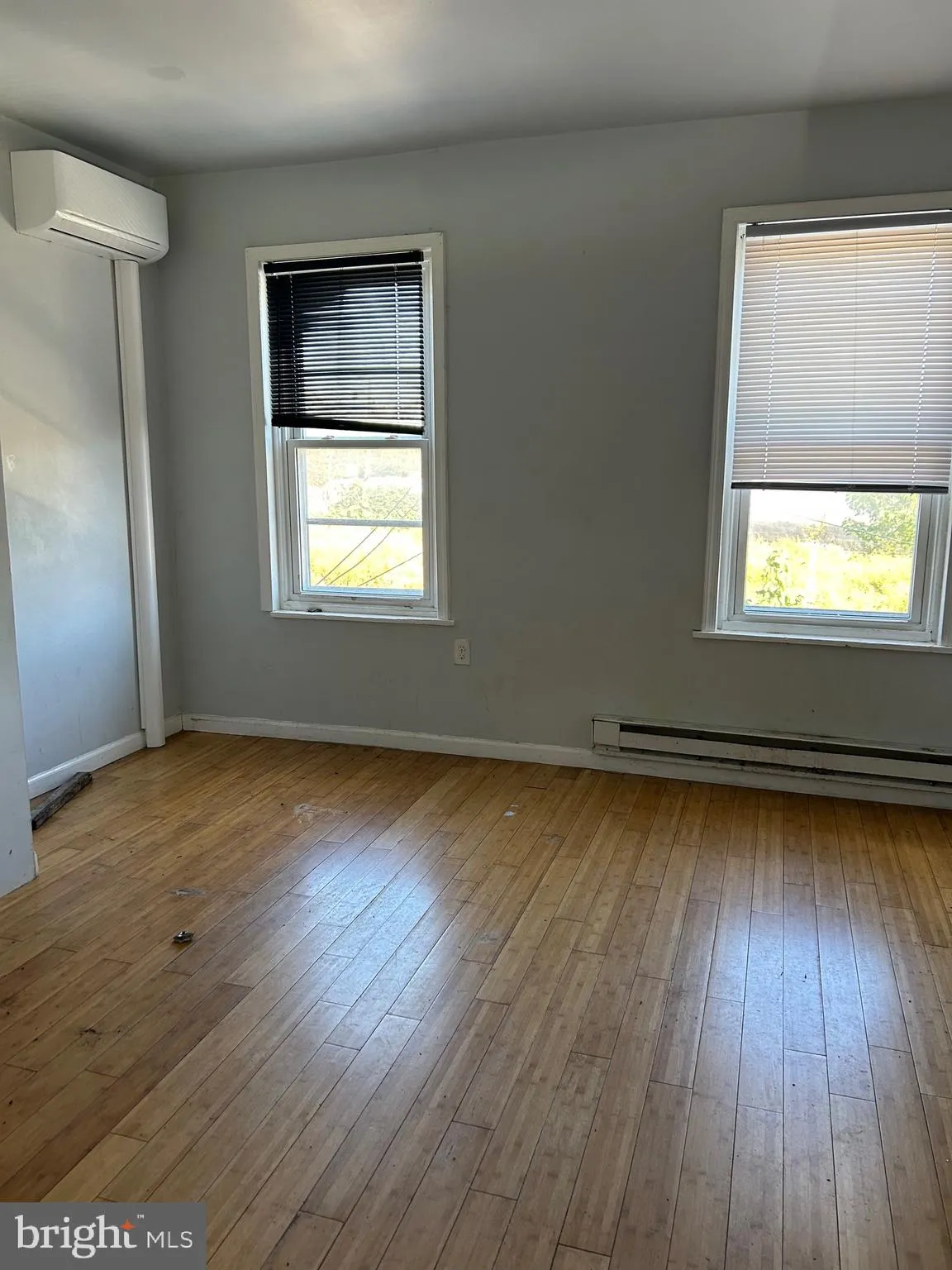 Philadelphia, Pennsylvania 19134, United States, 3 Bedrooms Bedrooms, ,2 BathroomsBathrooms,Residential,Coming Soon,244243