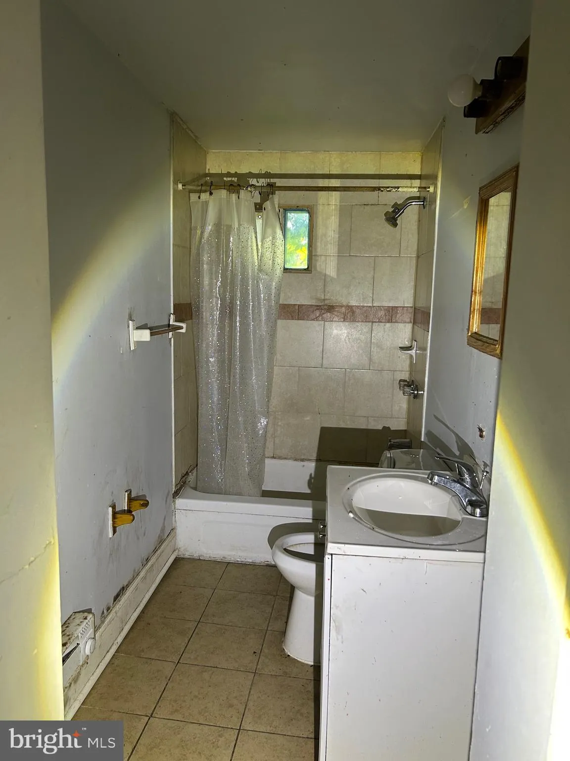 Philadelphia, Pennsylvania 19134, United States, 3 Bedrooms Bedrooms, ,2 BathroomsBathrooms,Residential,Coming Soon,244243