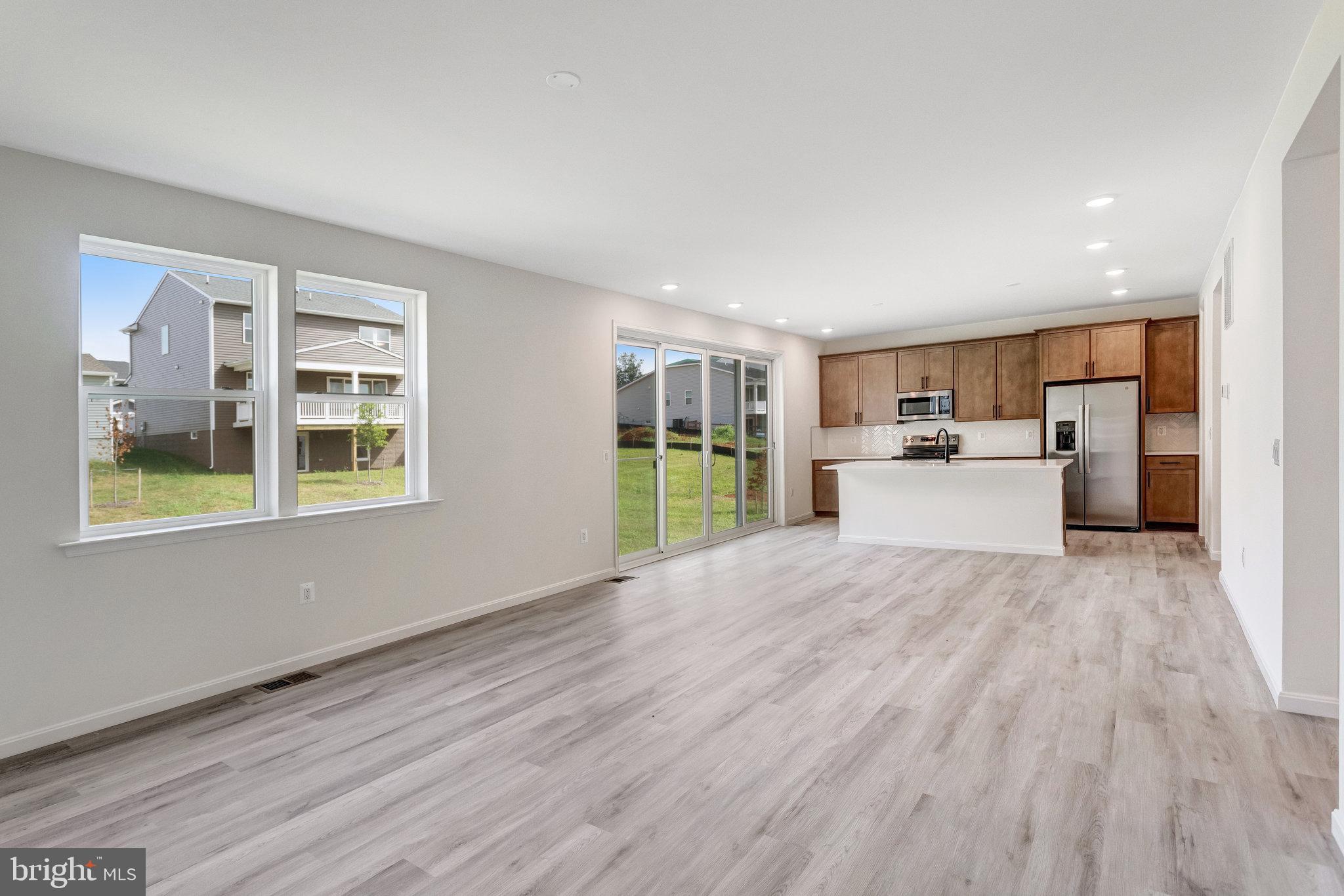 SEASONS AT ROUND MILL MEADOWS - Residential