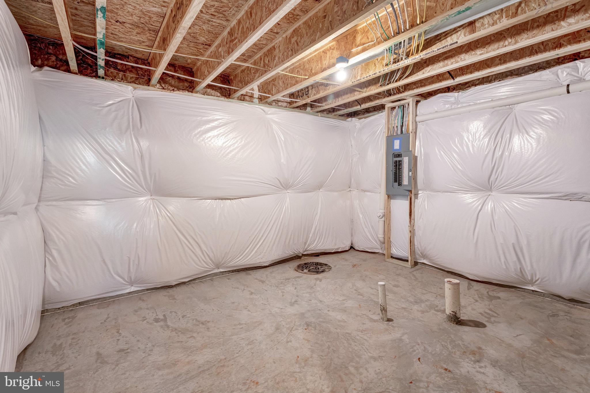 SEASONS AT ROUND MILL MEADOWS - Residential