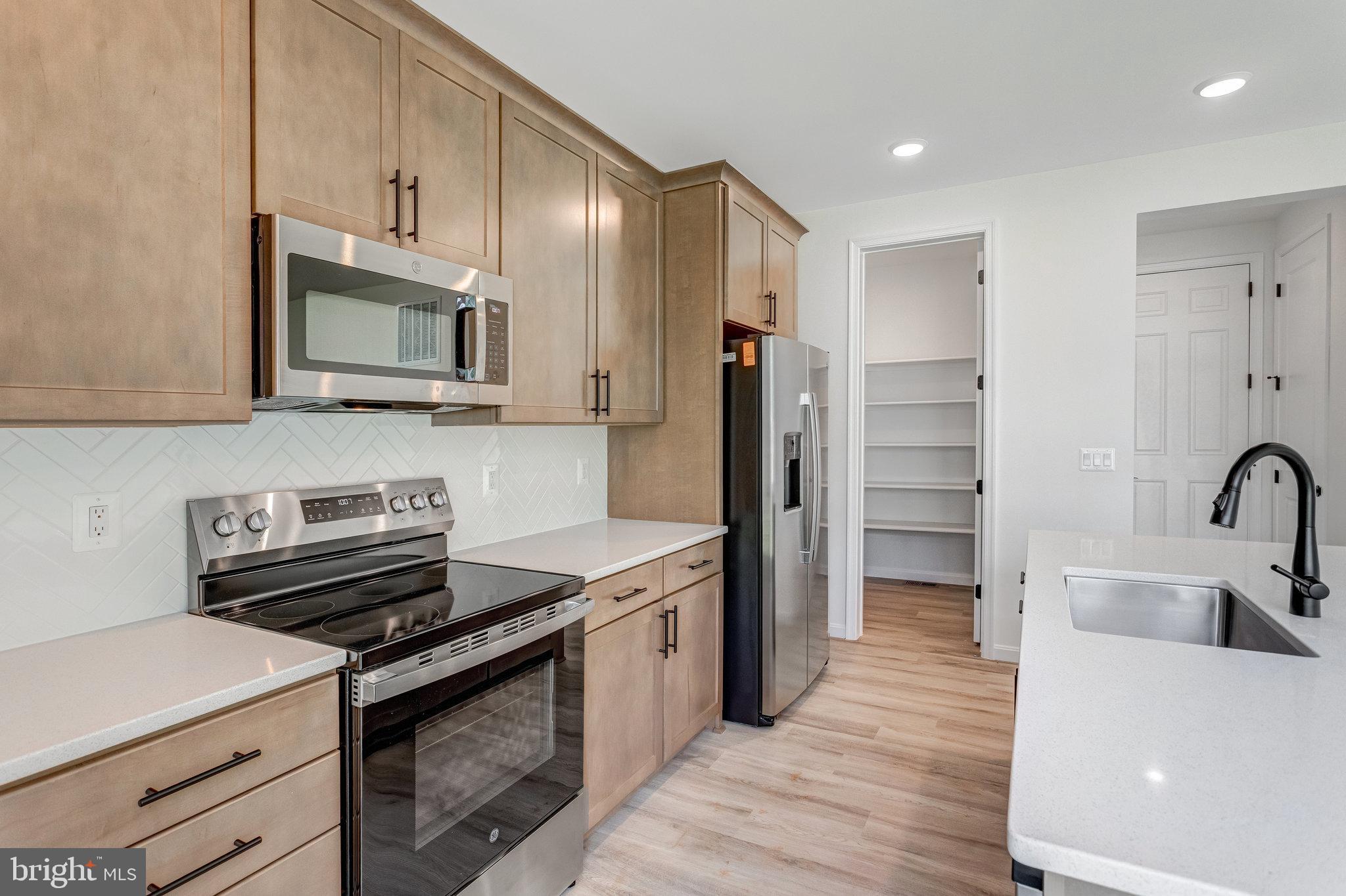 SEASONS AT ROUND MILL MEADOWS - Residential